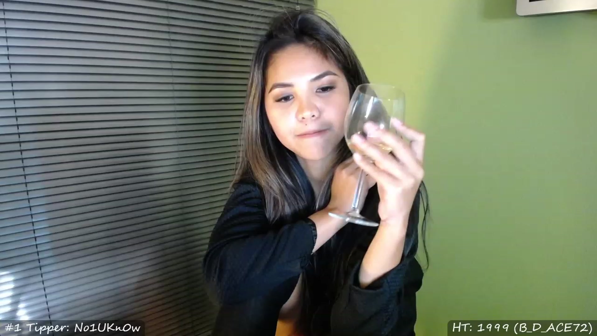 Gallery image thumbnail from MissMasie's myfreecams stream on, 11/19/2022, 01:49 image 20 of 20