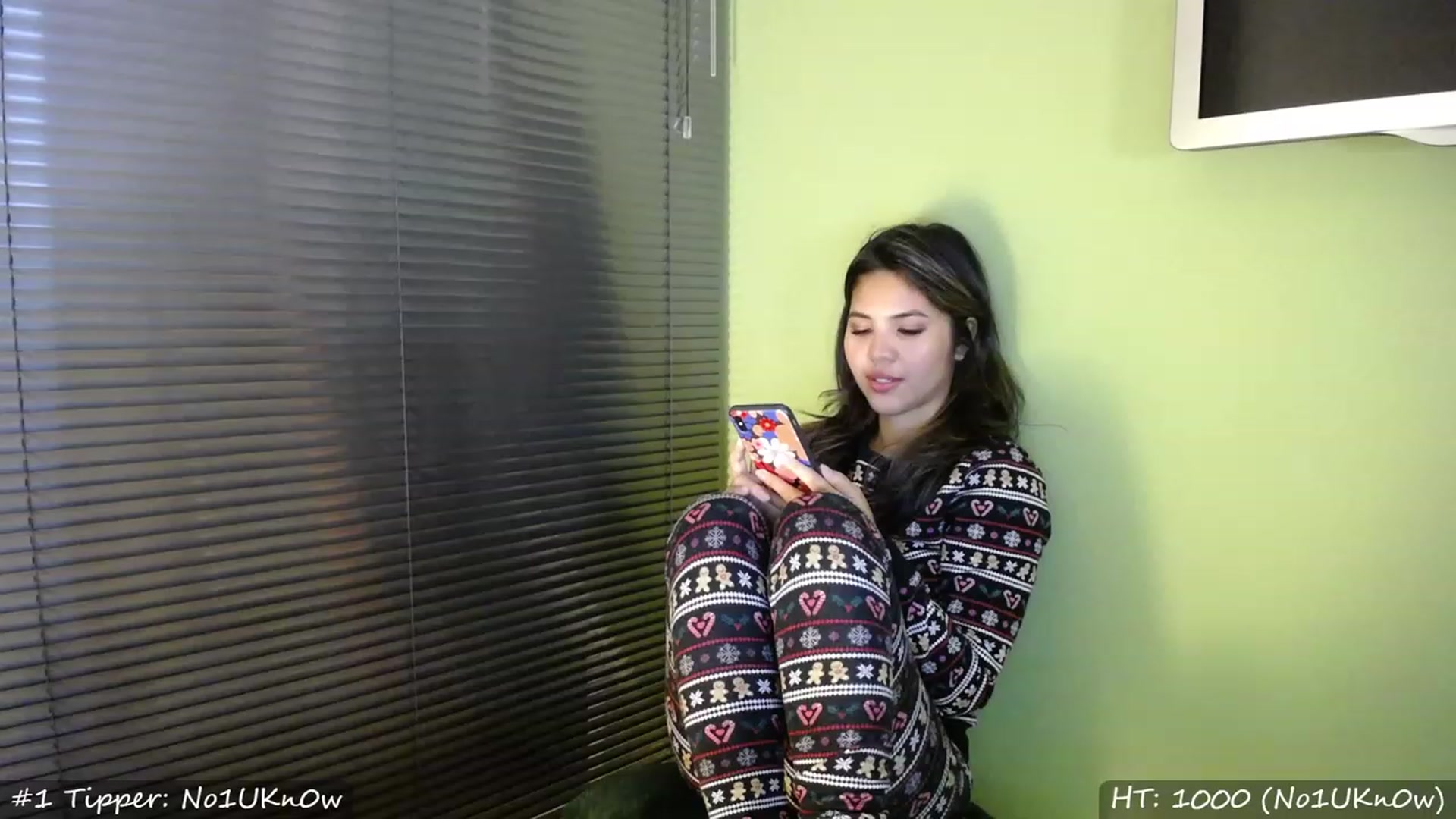 Gallery image thumbnail from MissMasie's myfreecams stream on, 11/25/2022, 23:37 image 17 of 20