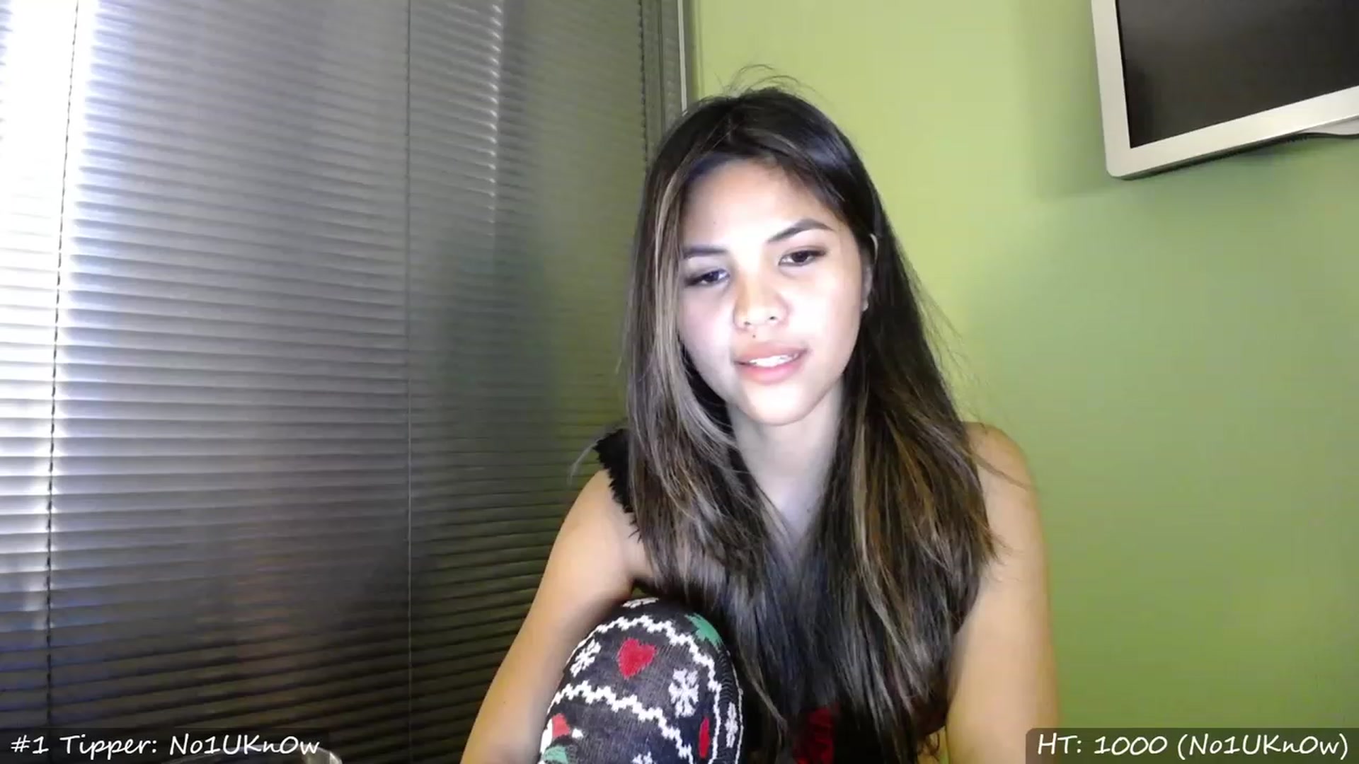 Gallery image thumbnail from MissMasie's myfreecams stream on, 11/27/2022, 24:03 image 14 of 20