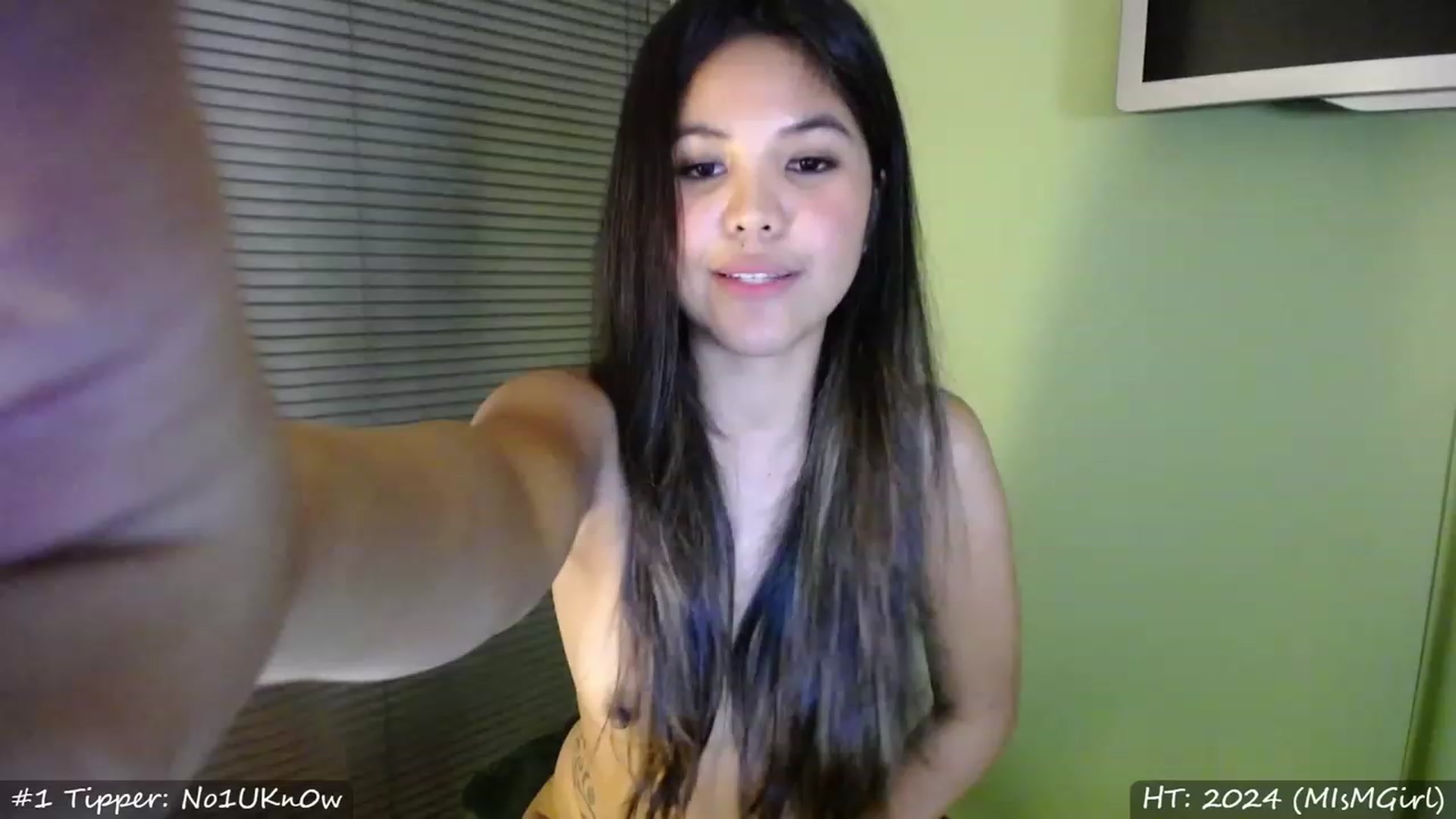 Gallery image thumbnail from MissMasie's myfreecams stream on, 01/14/2023, 24:03 image 3 of 20