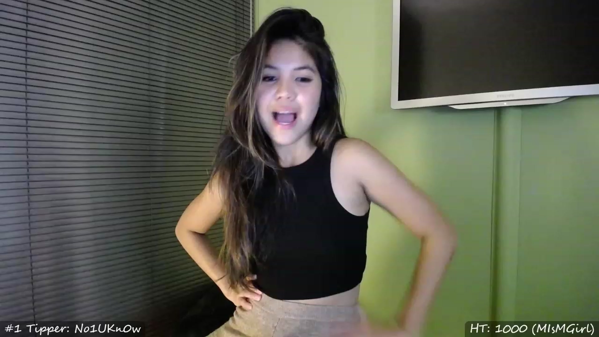 Gallery image thumbnail from MissMasie's myfreecams stream on, 01/22/2023, 21:31 image 6 of 20