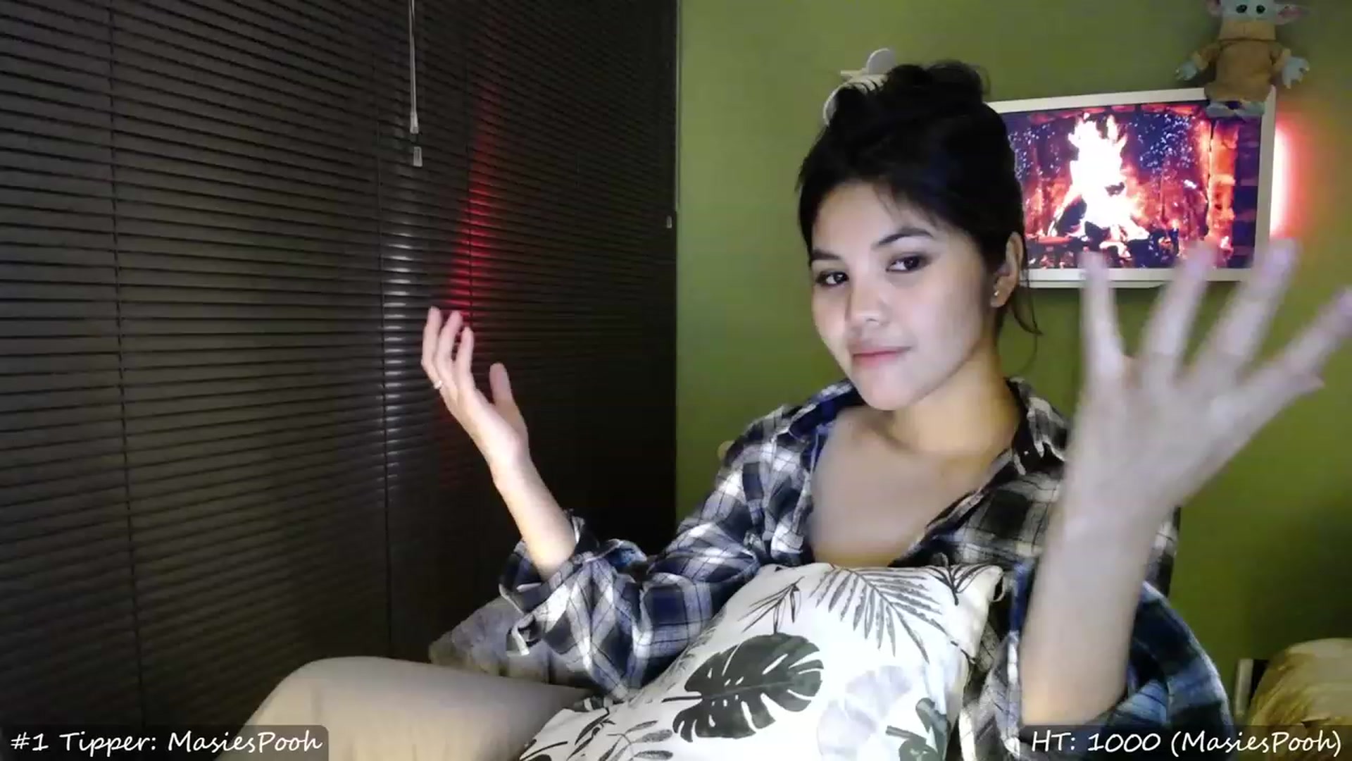 Gallery image thumbnail from MissMasie's myfreecams stream on, 02/26/2023, 20:06 image 5 of 20