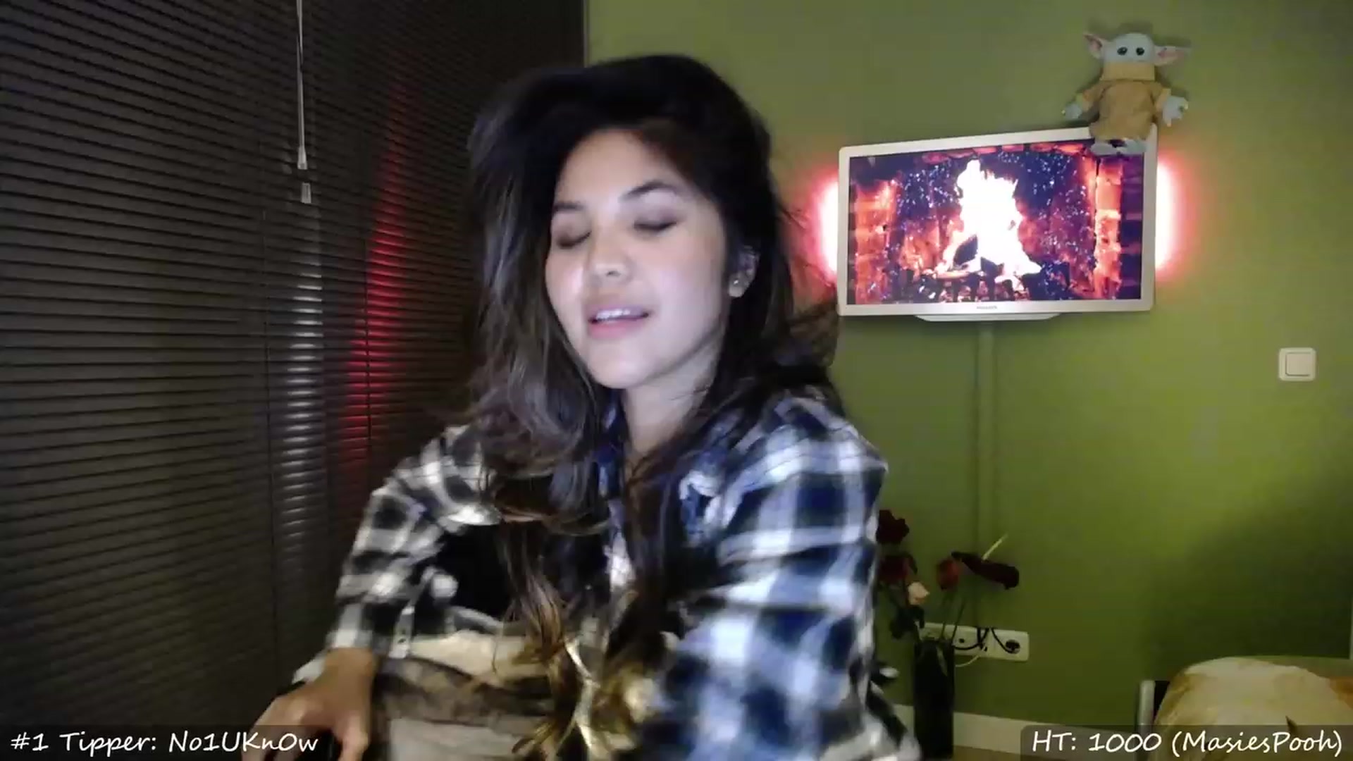 Gallery image thumbnail from MissMasie's myfreecams stream on, 02/26/2023, 20:39 image 8 of 20