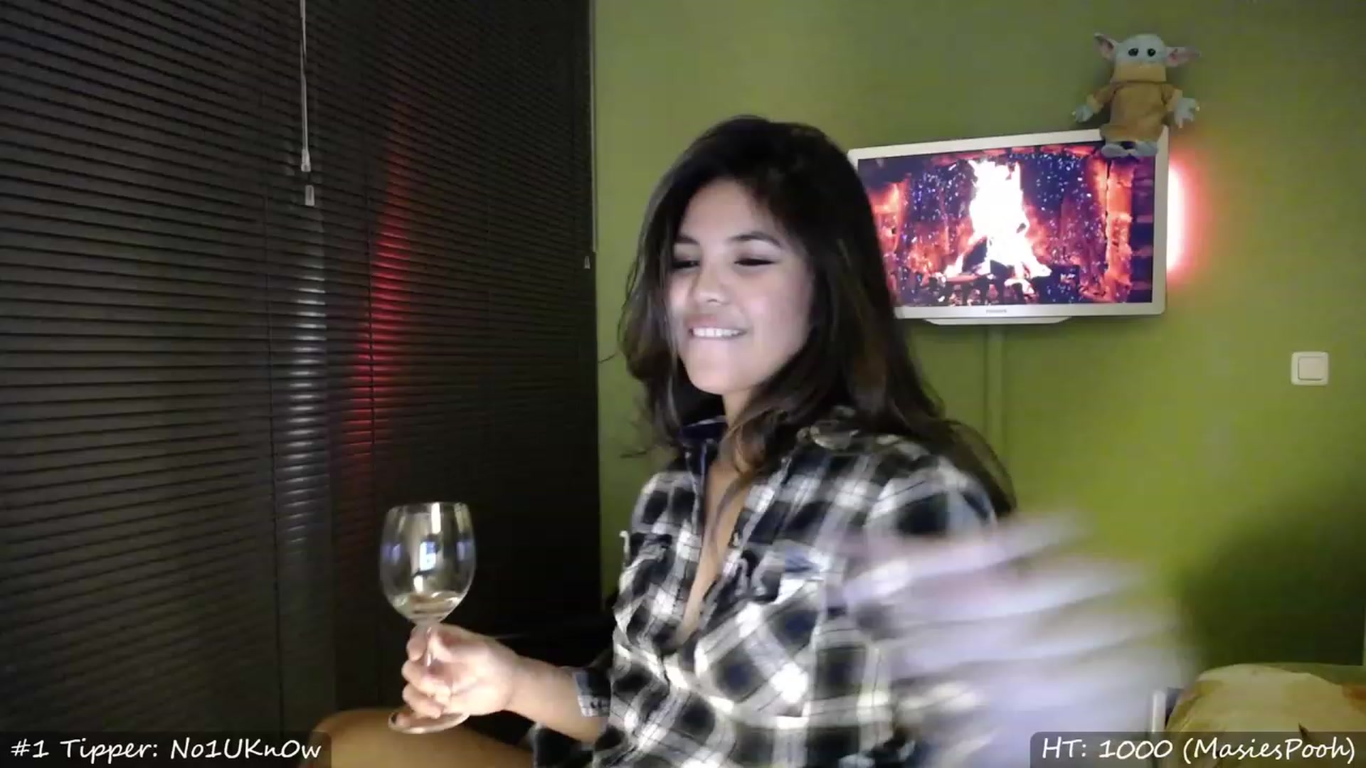 Gallery image thumbnail from MissMasie's myfreecams stream on, 02/26/2023, 20:39 image 15 of 20