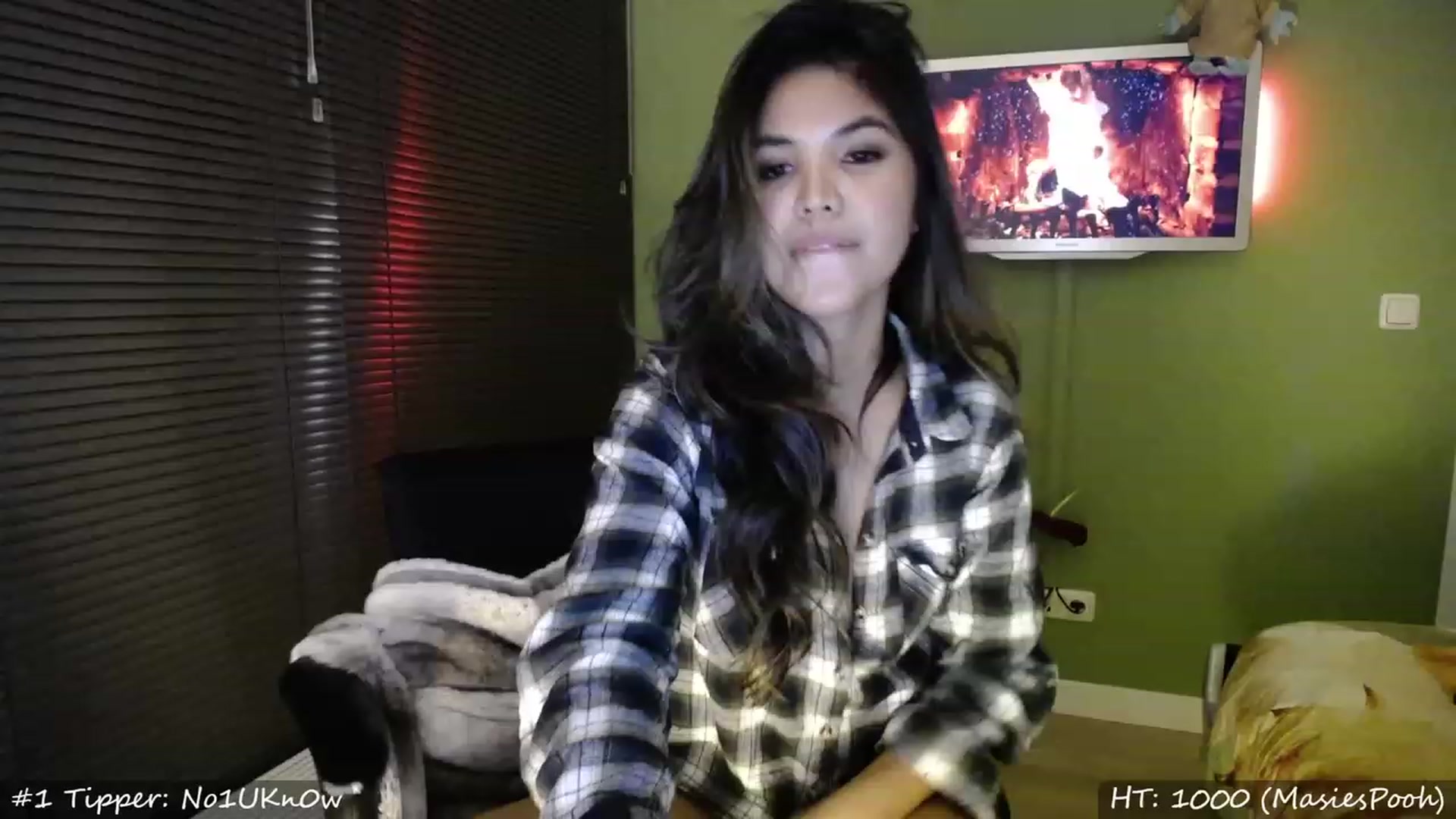 Gallery image thumbnail from MissMasie's myfreecams stream on, 02/26/2023, 20:39 image 6 of 20