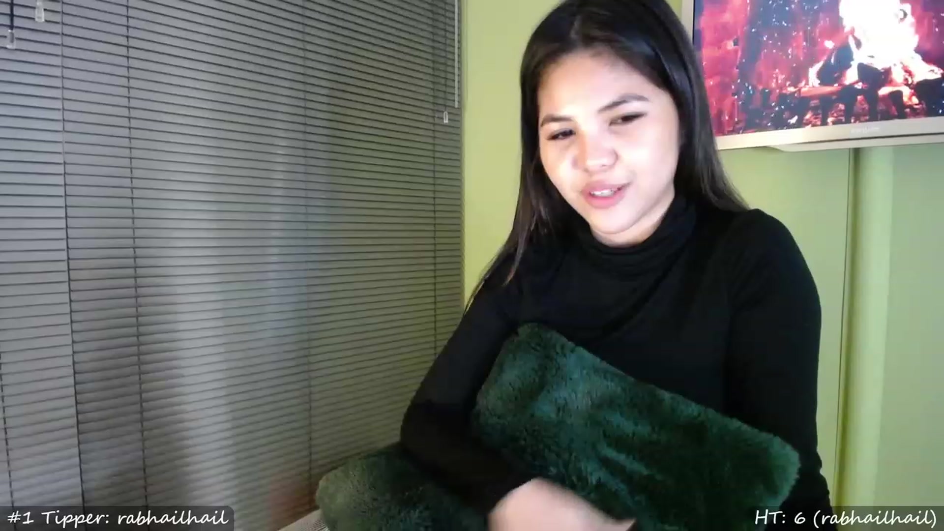 Gallery image thumbnail from MissMasie's myfreecams stream on, 03/09/2023, 22:35 image 4 of 20