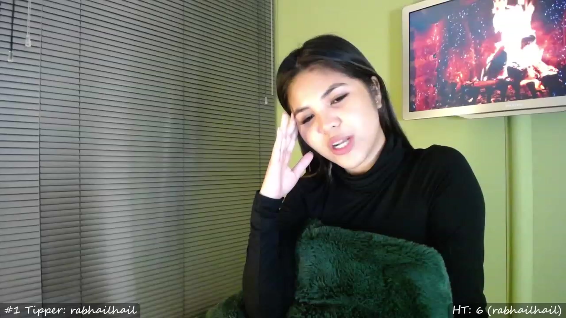 Gallery image thumbnail from MissMasie's myfreecams stream on, 03/09/2023, 22:35 image 3 of 20
