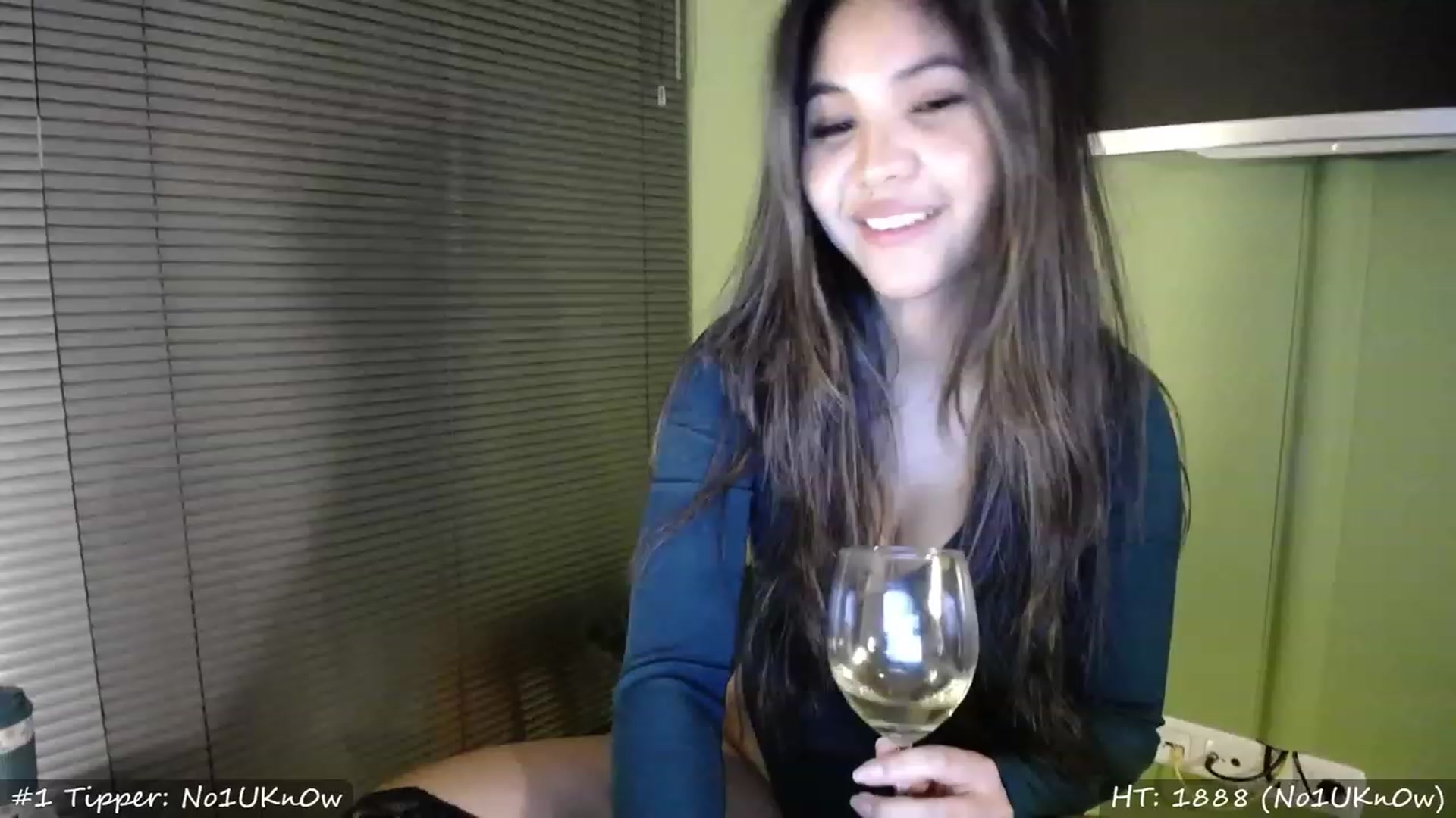 Gallery image thumbnail from MissMasie's myfreecams stream on, 03/10/2023, 23:01 image 20 of 20