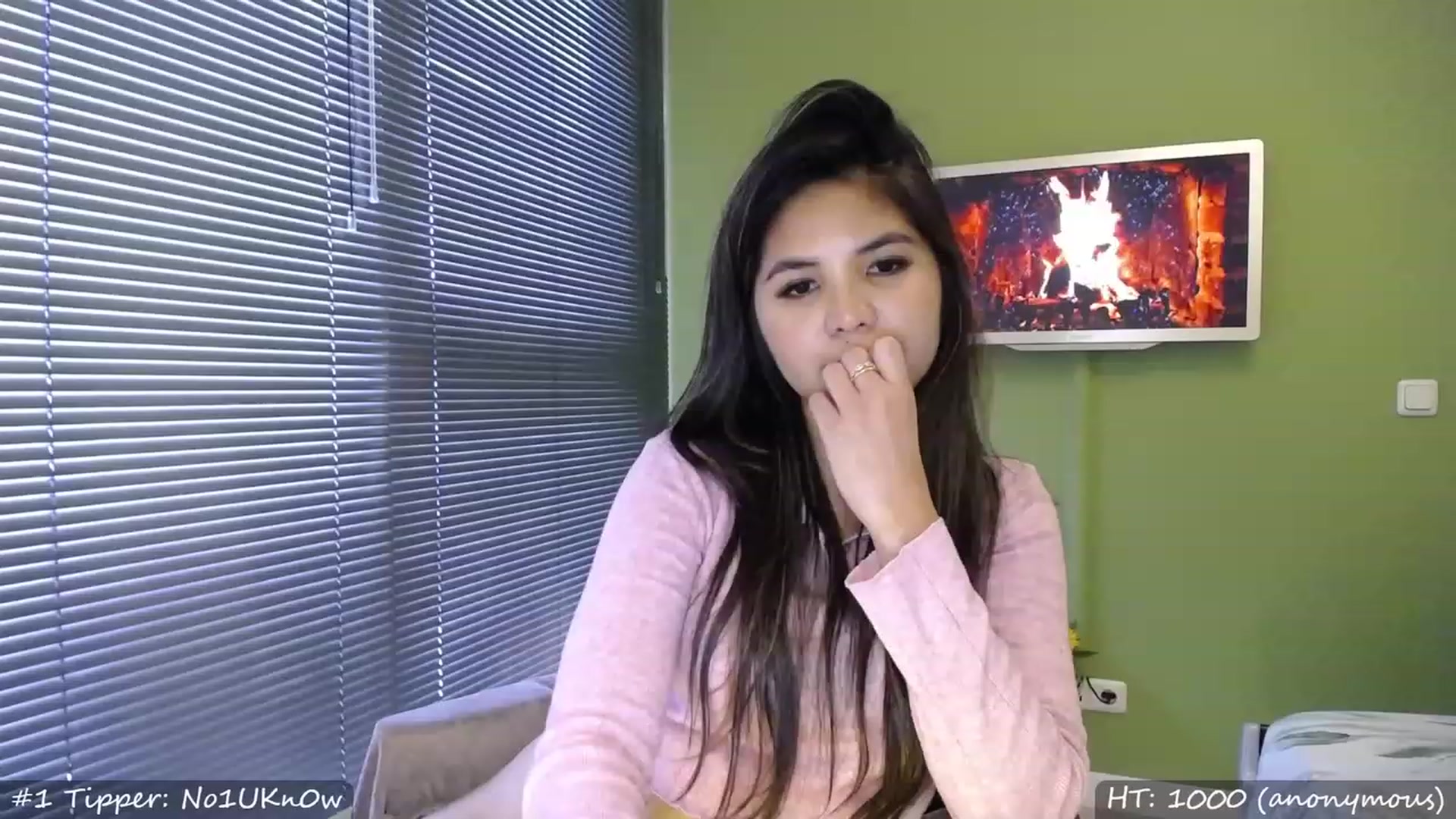 Gallery image thumbnail from MissMasie's myfreecams stream on, 03/12/2023, 09:58 image 11 of 20