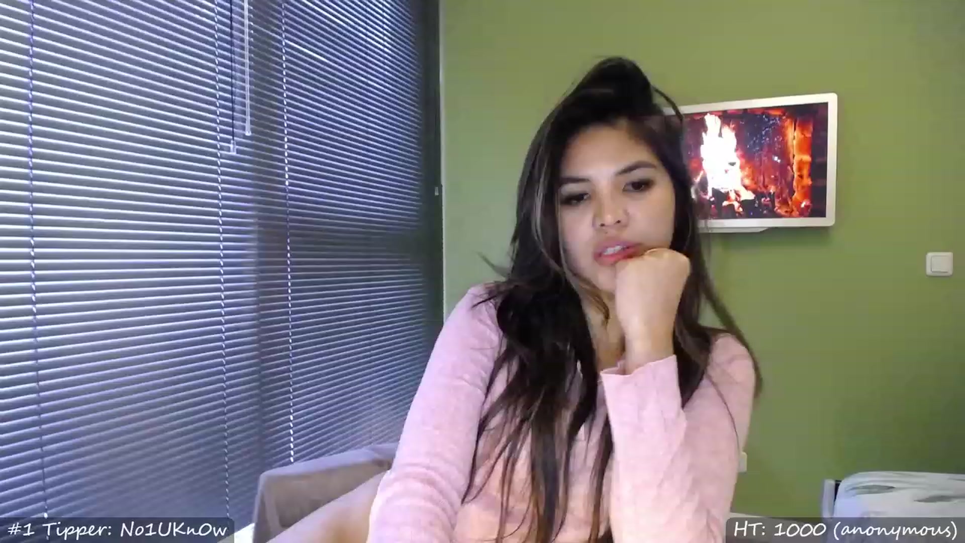 Gallery image thumbnail from MissMasie's myfreecams stream on, 03/12/2023, 09:58 image 9 of 20