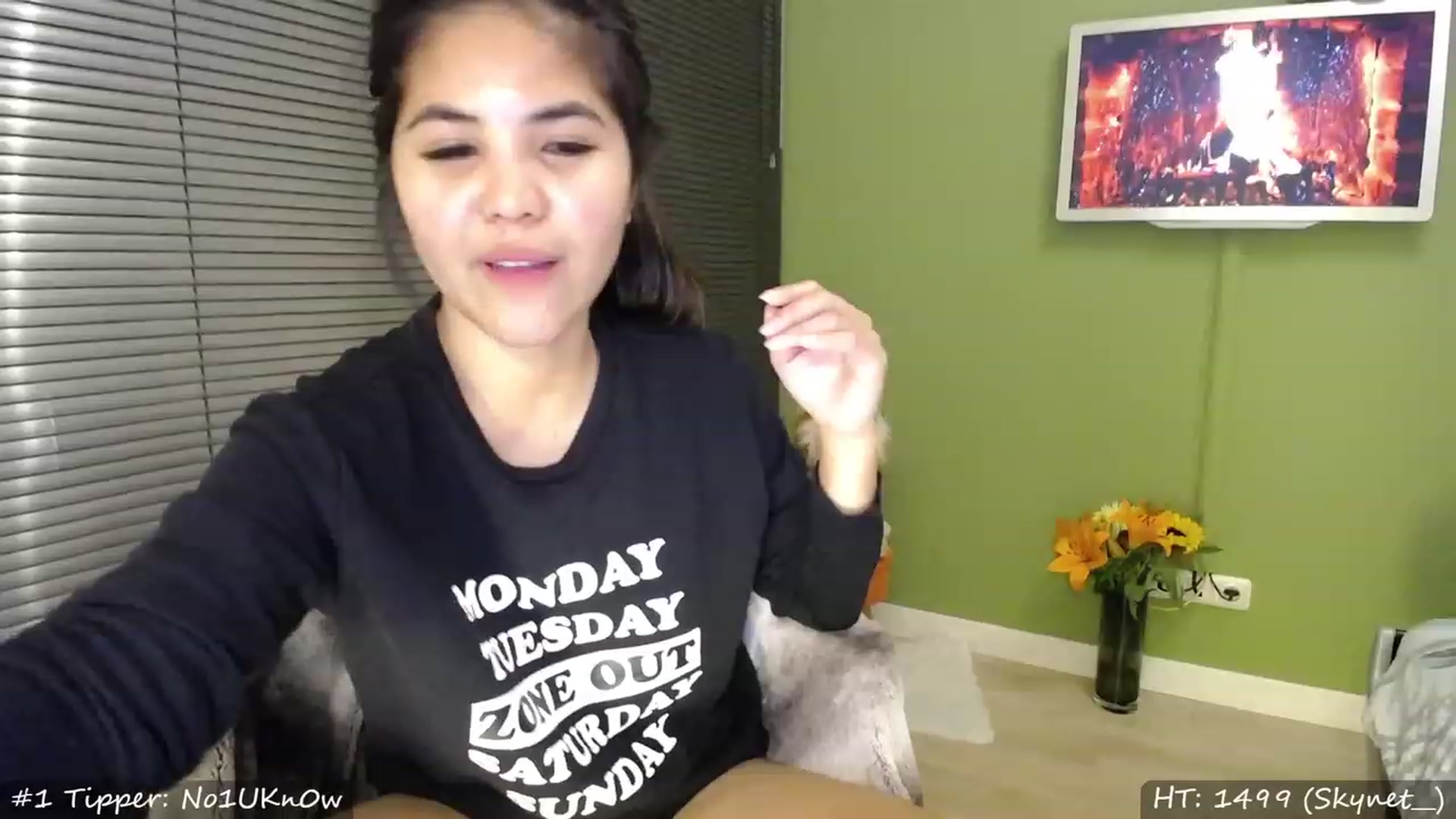 Gallery image thumbnail from MissMasie's myfreecams stream on, 03/12/2023, 21:53 image 18 of 20