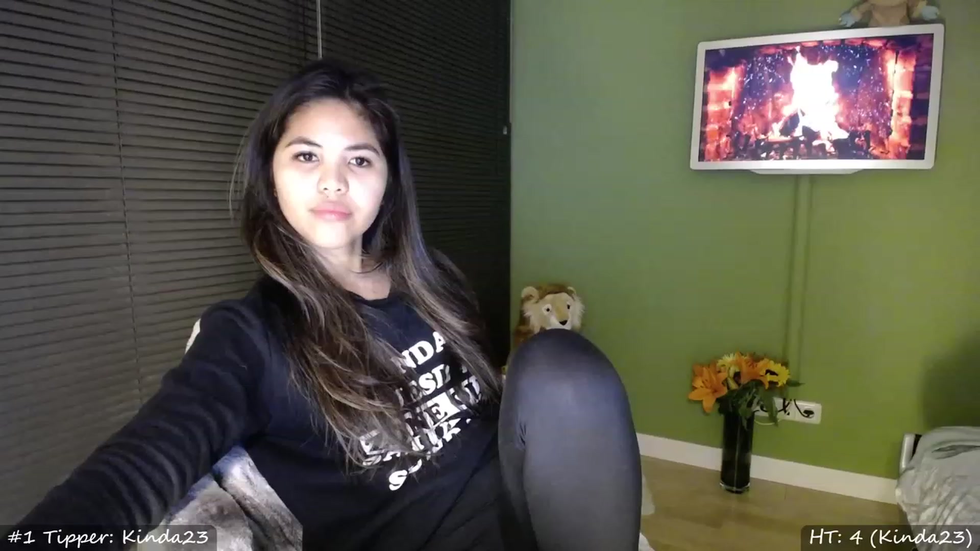 Gallery image thumbnail from MissMasie's myfreecams stream on, 03/12/2023, 21:53 image 2 of 20