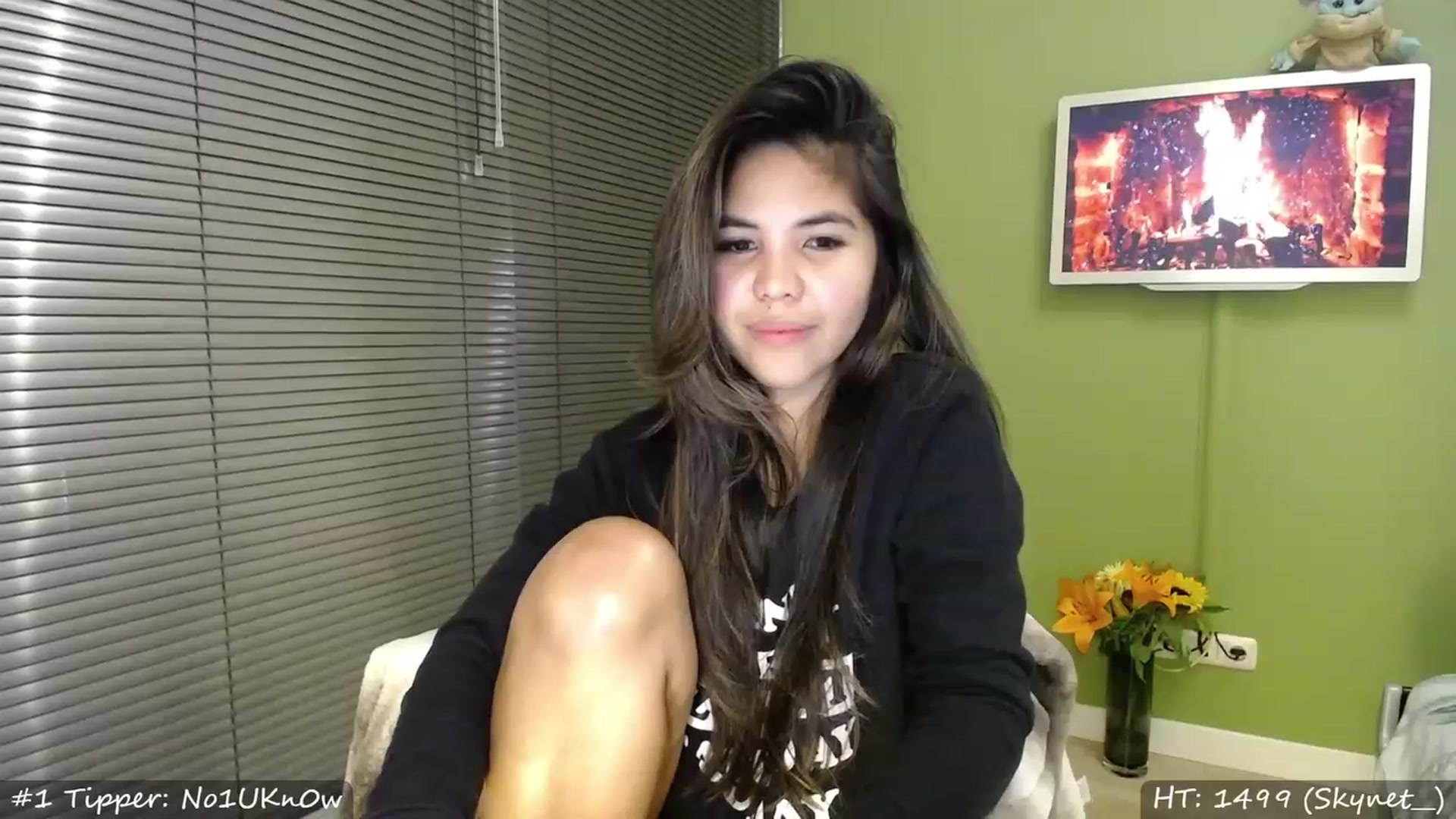Gallery image thumbnail from MissMasie's myfreecams stream on, 03/12/2023, 23:37 image 11 of 20