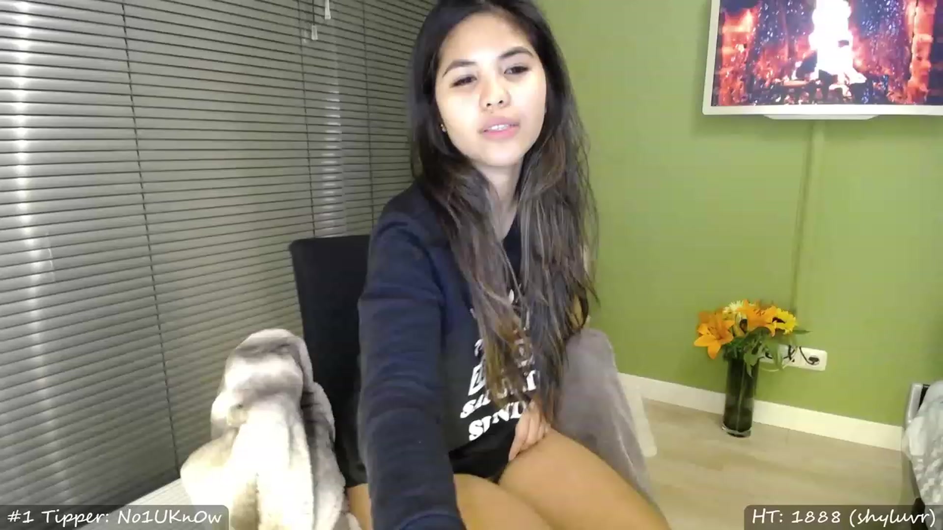 Gallery image thumbnail from MissMasie's myfreecams stream on, 03/12/2023, 23:58 image 19 of 20