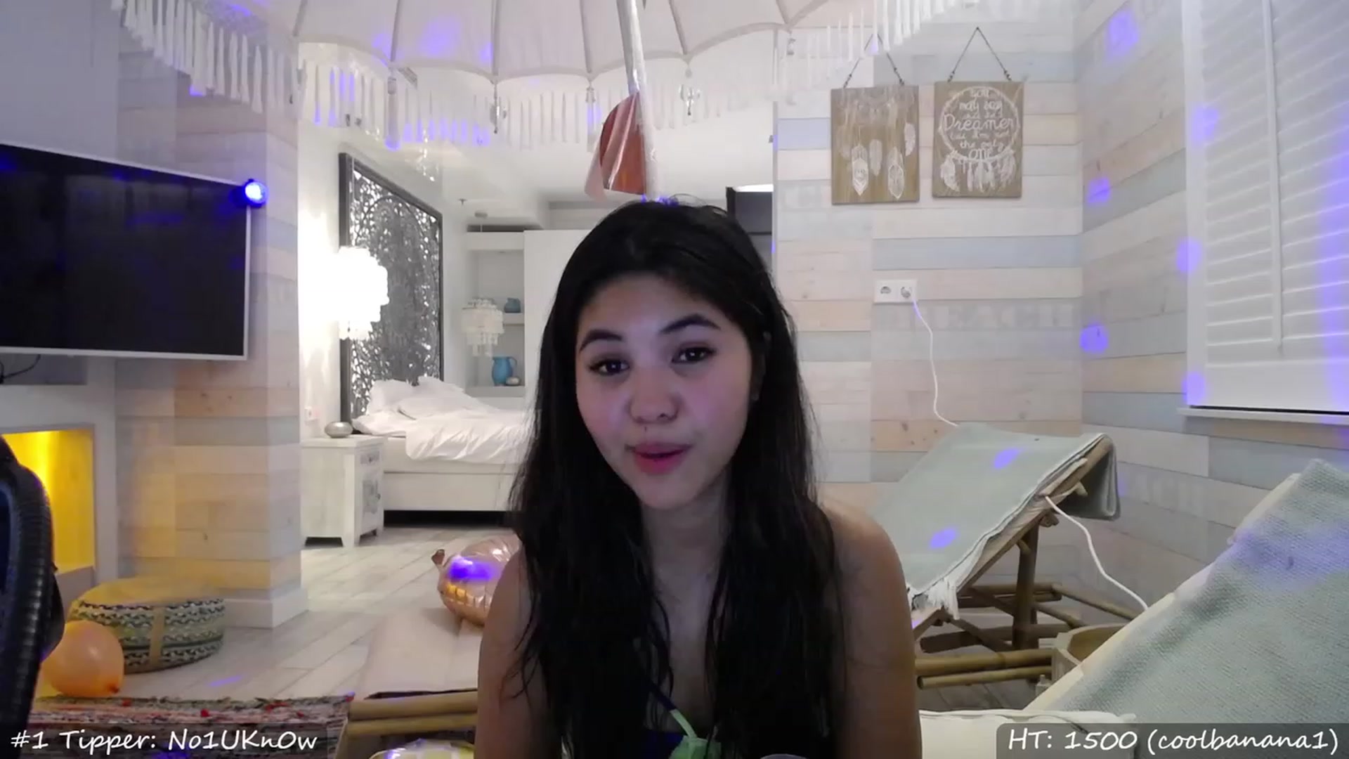 Gallery image thumbnail from MissMasie's myfreecams stream on, 03/18/2023, 23:33 image 6 of 20