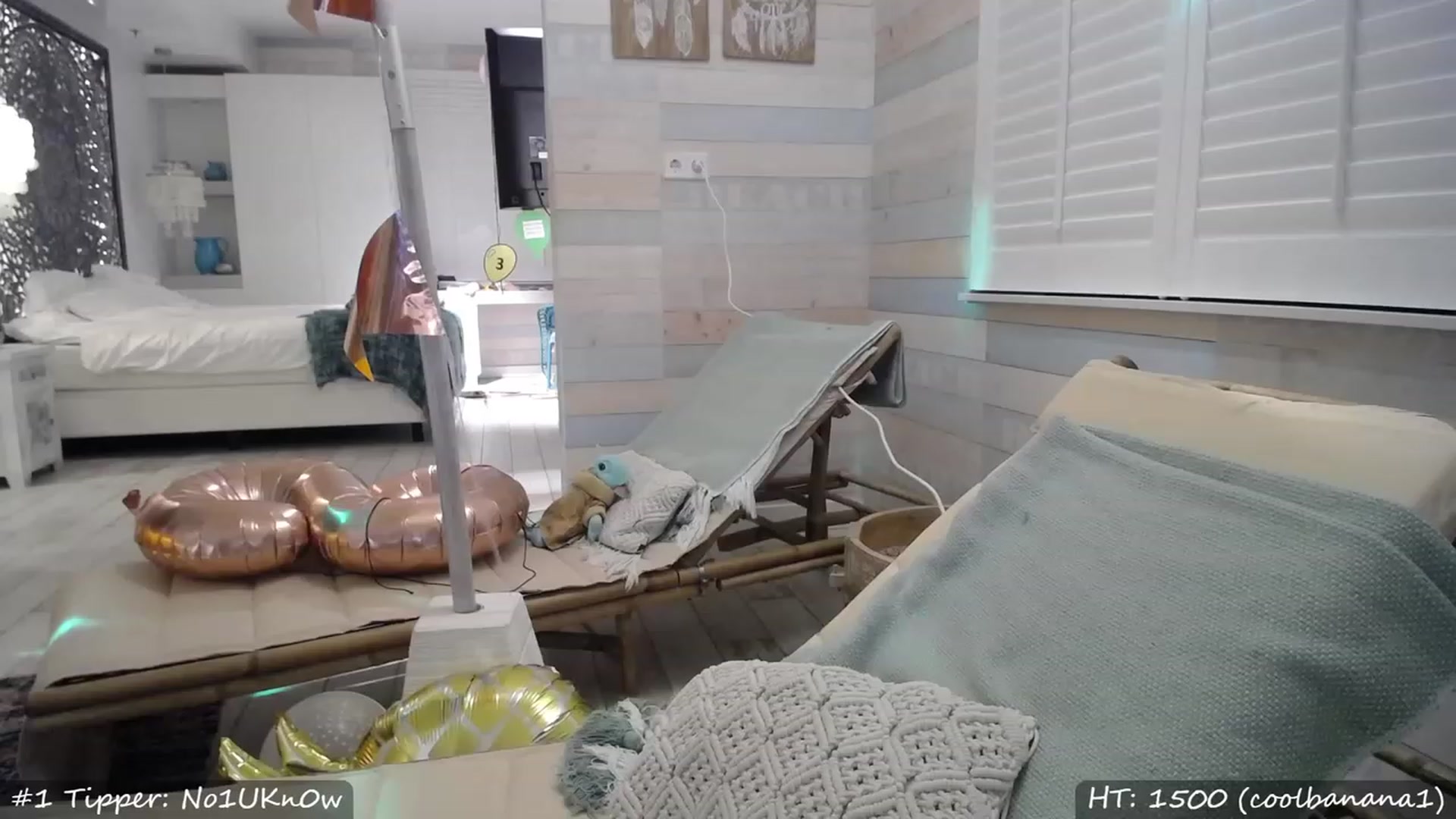 Gallery image thumbnail from MissMasie's myfreecams stream on, 03/18/2023, 23:33 image 9 of 20