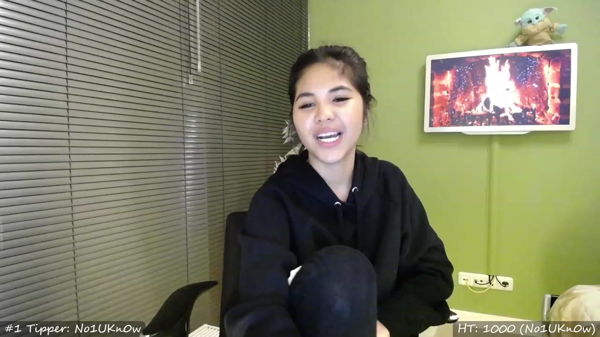 Gallery image thumbnail from MissMasie's myfreecams stream on, 03/25/2023, 24:50 image 9 of 20