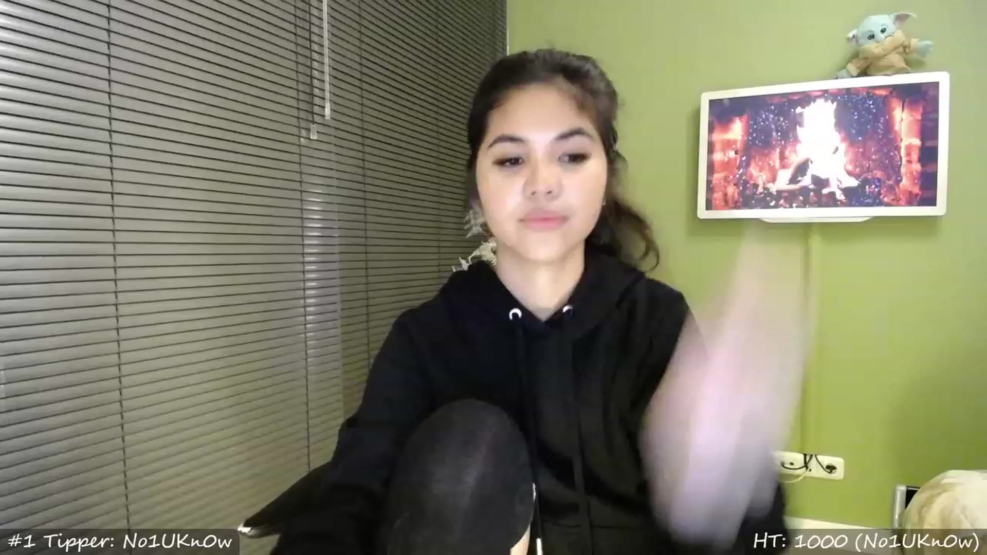 Gallery image thumbnail from MissMasie's myfreecams stream on, 03/25/2023, 24:50 image 8 of 20