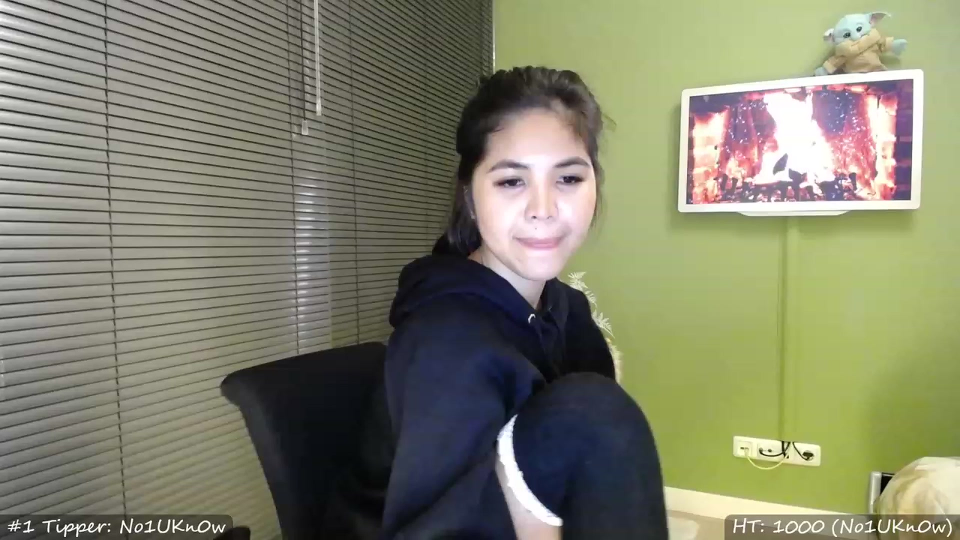 Gallery image thumbnail from MissMasie's myfreecams stream on, 03/25/2023, 24:50 image 7 of 20