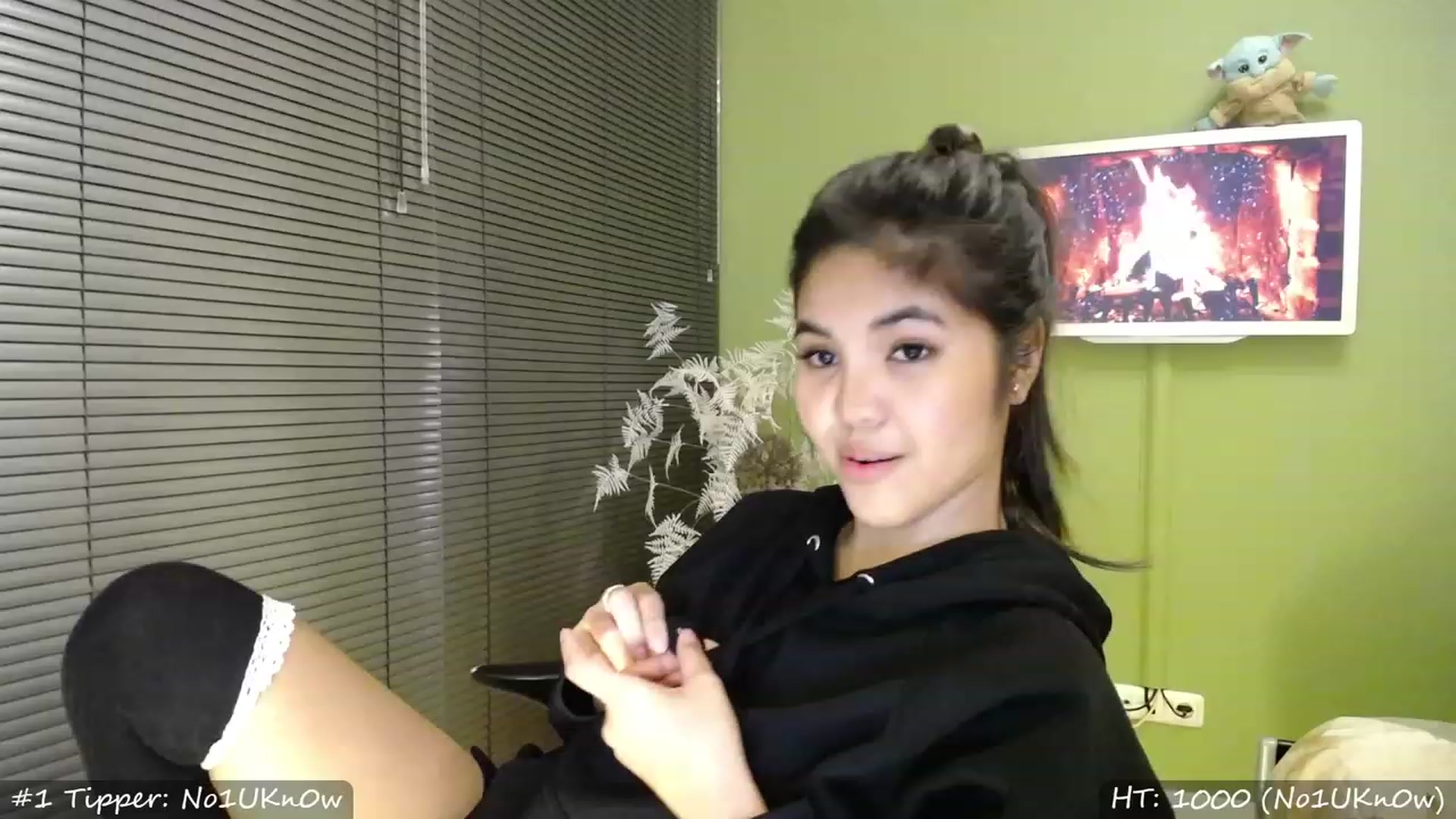 Gallery image thumbnail from MissMasie's myfreecams stream on, 03/25/2023, 24:50 image 6 of 20