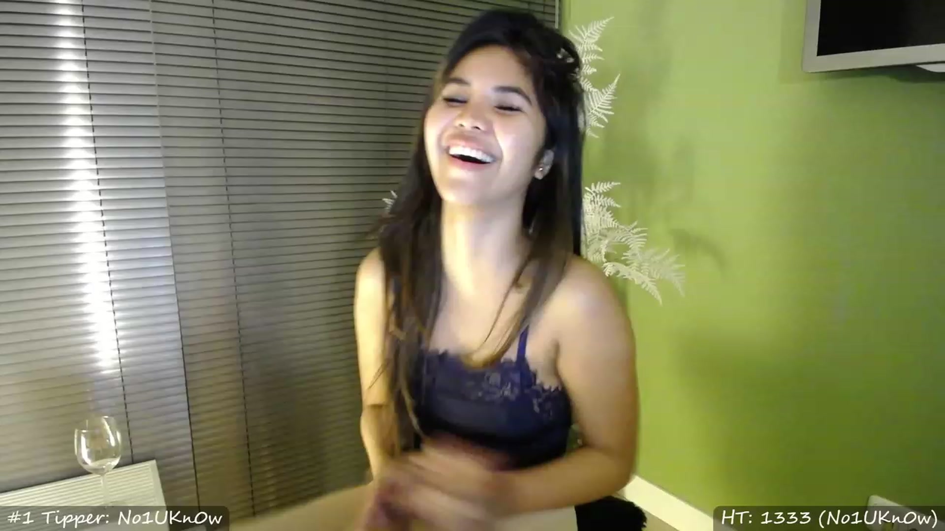 Gallery image thumbnail from MissMasie's myfreecams stream on, 03/26/2023, 24:04 image 14 of 20