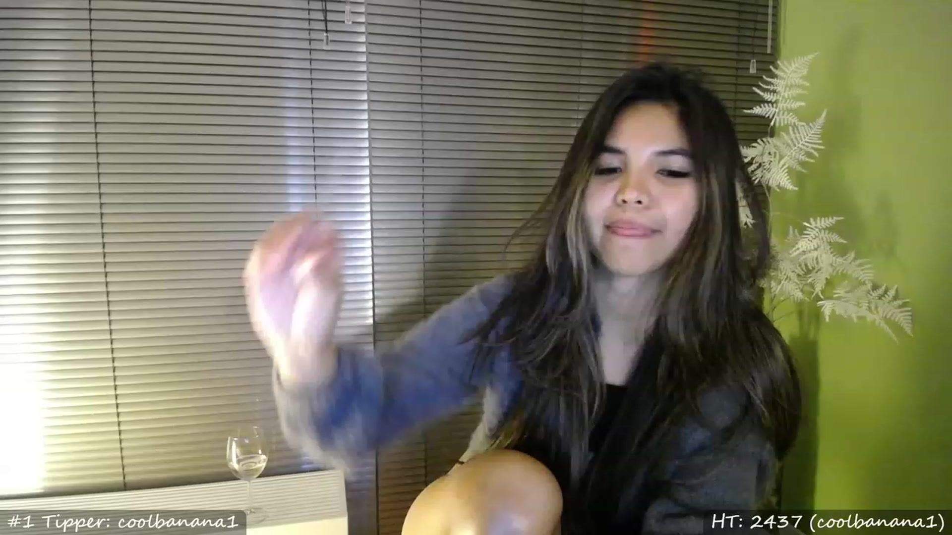 Gallery image thumbnail from MissMasie's myfreecams stream on, 03/31/2023, 23:48 image 10 of 20