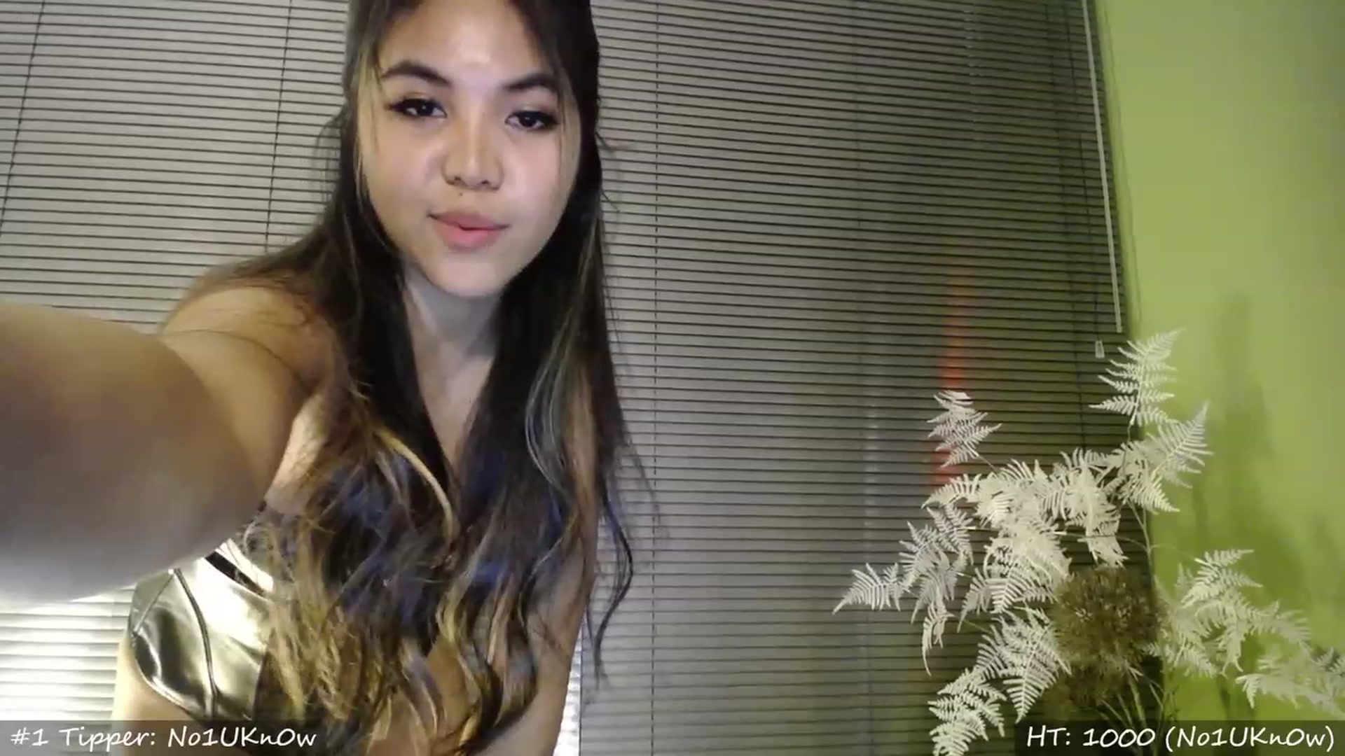 Gallery image thumbnail from MissMasie's myfreecams stream on, 04/01/2023, 23:37 image 20 of 20