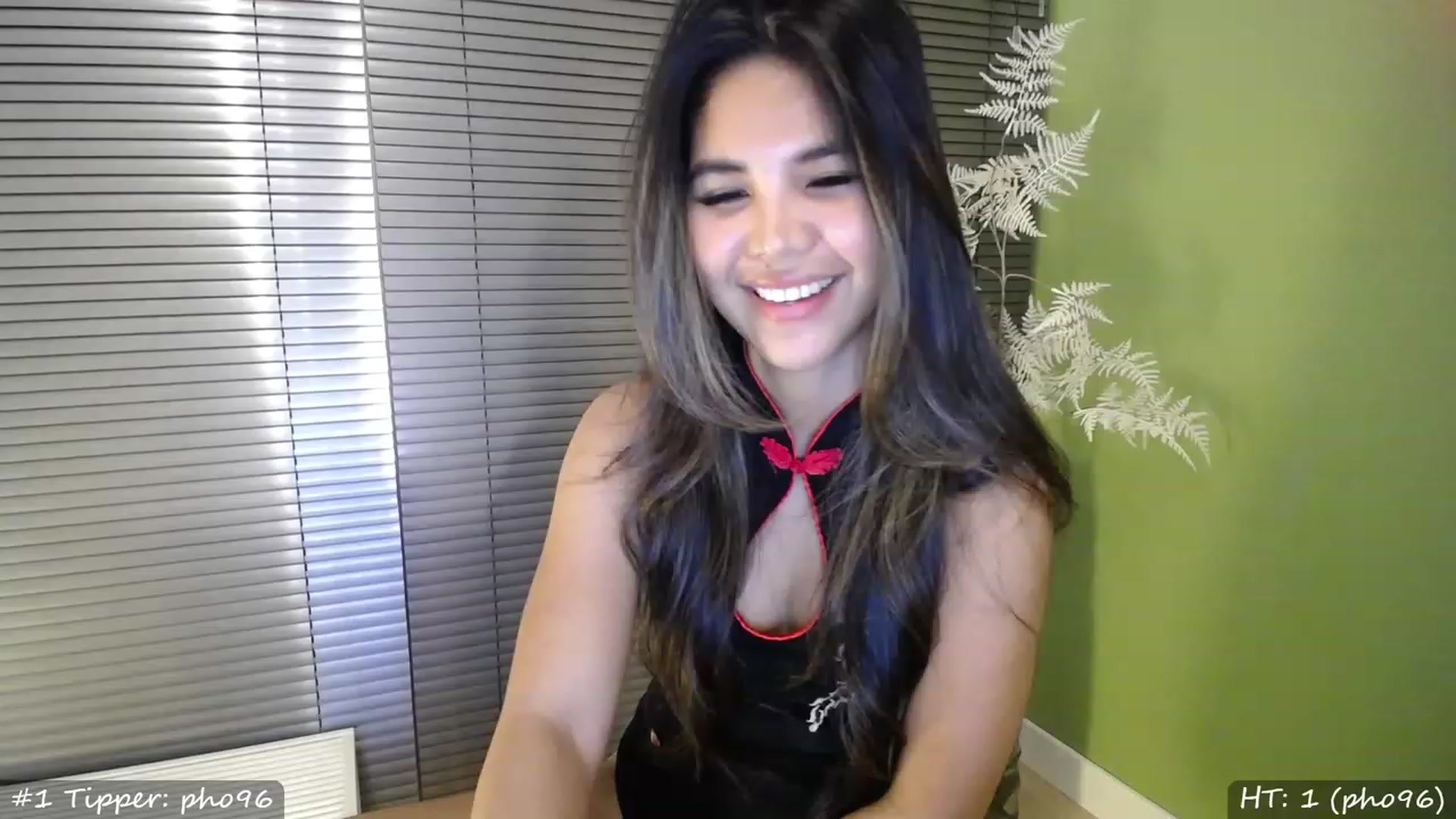 Gallery image thumbnail from MissMasie's myfreecams stream on, 04/07/2023, 20:07 image 5 of 20