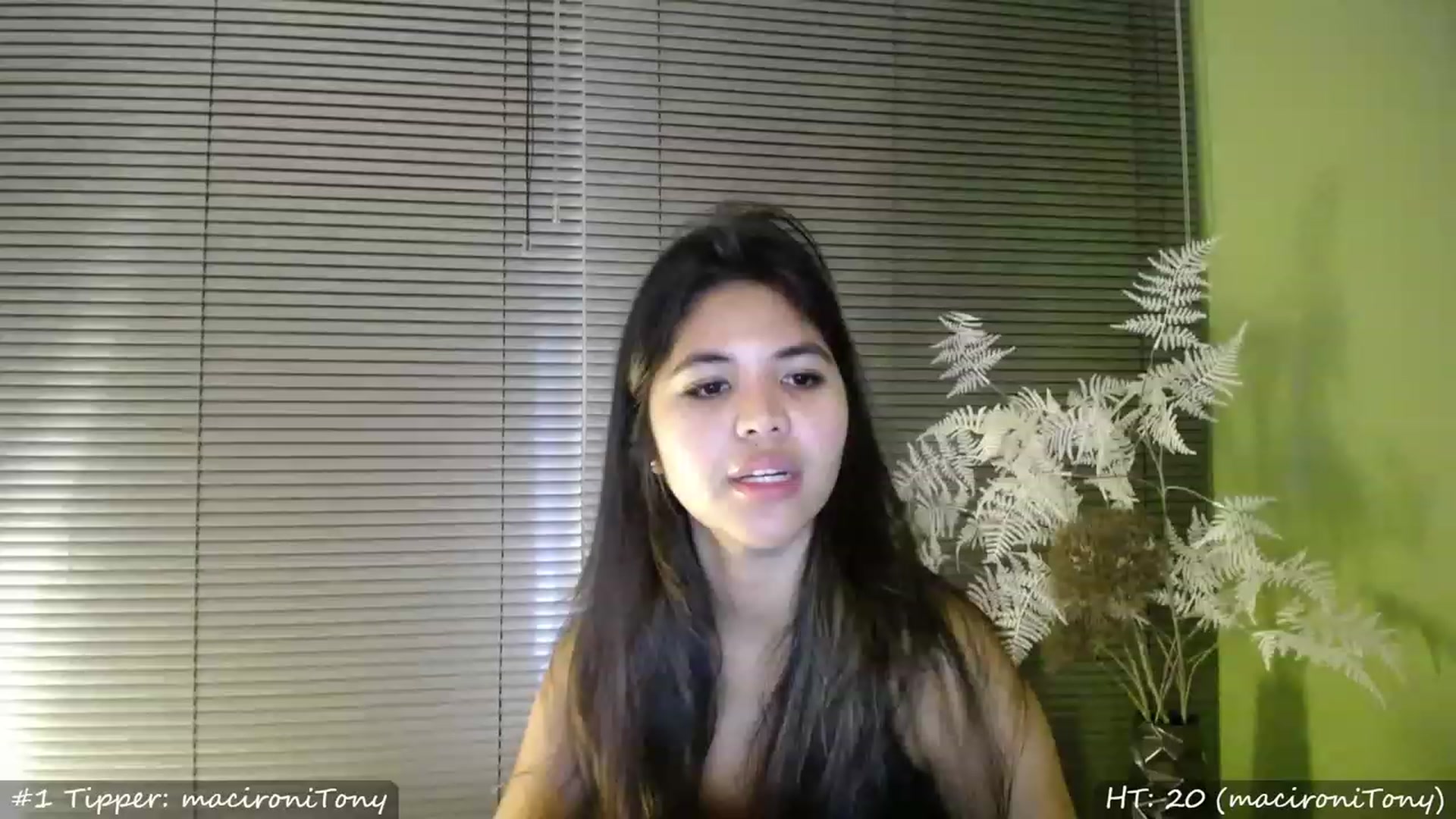 Gallery image thumbnail from MissMasie's myfreecams stream on, 04/16/2023, 24:05 image 5 of 20