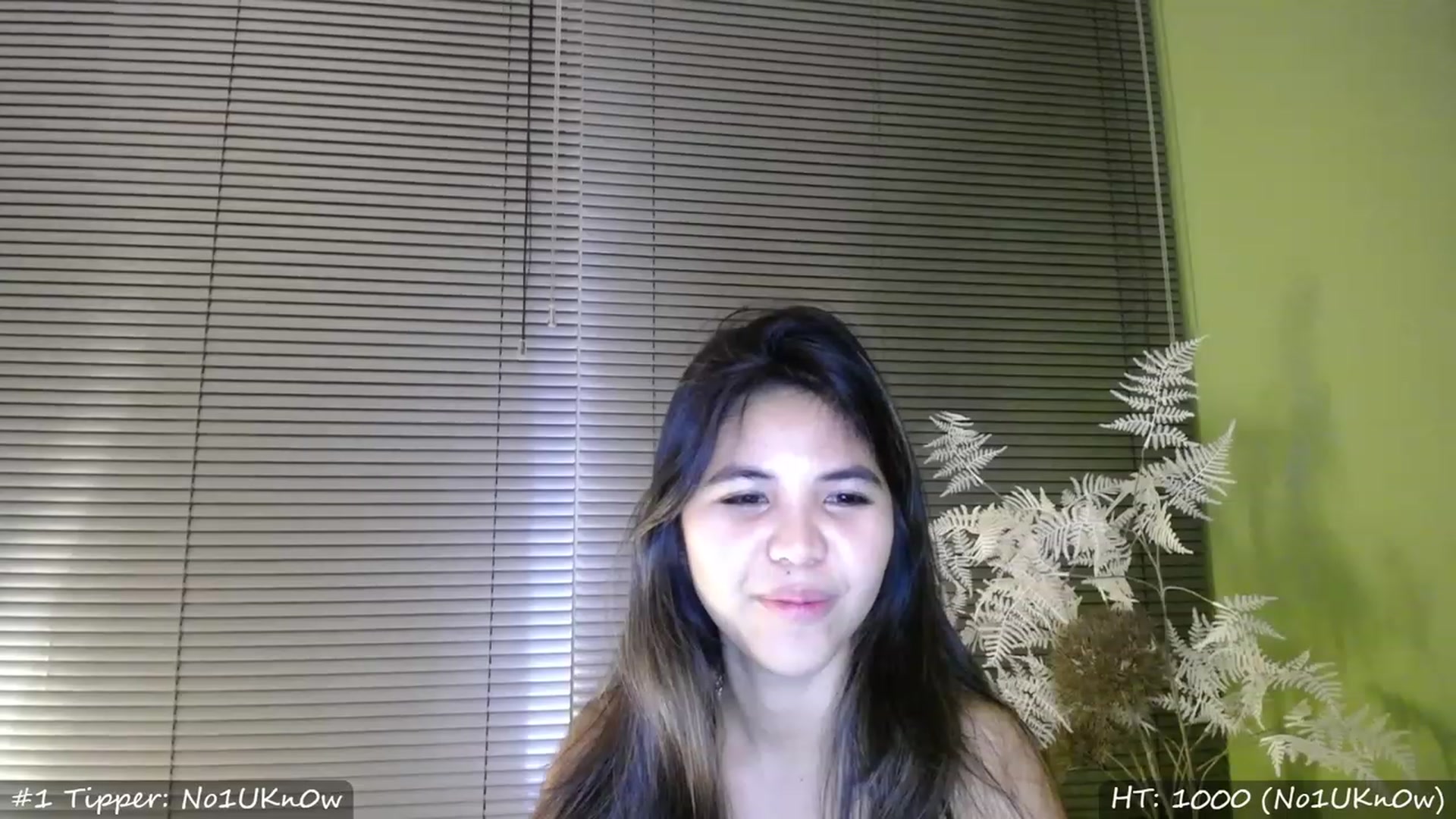Gallery image thumbnail from MissMasie's myfreecams stream on, 04/16/2023, 24:05 image 16 of 20