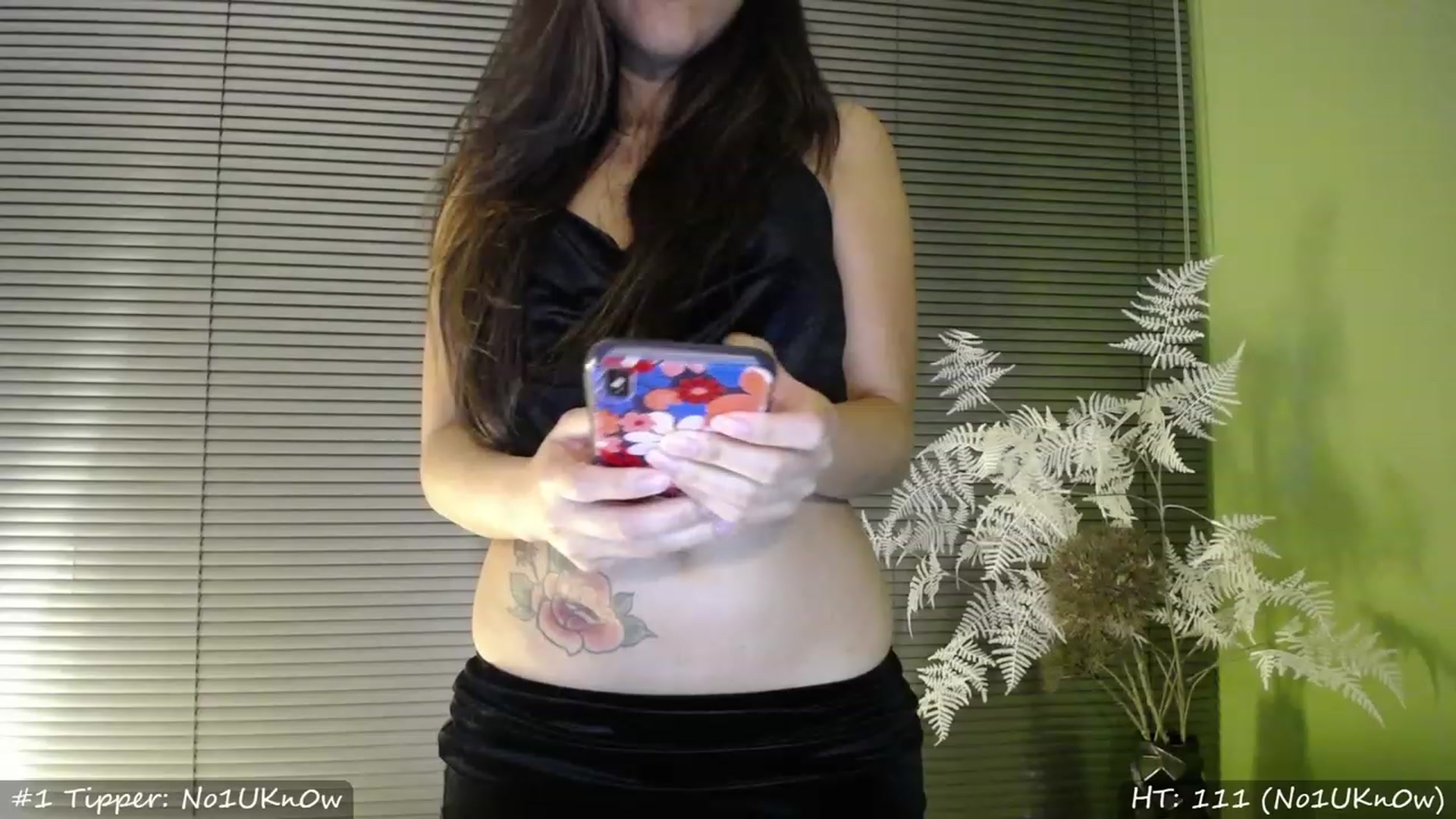 Gallery image thumbnail from MissMasie's myfreecams stream on, 04/16/2023, 24:05 image 11 of 20