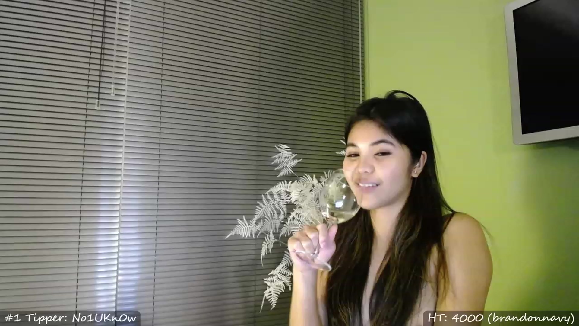 Gallery image thumbnail from MissMasie's myfreecams stream on, 04/16/2023, 01:56 image 17 of 20