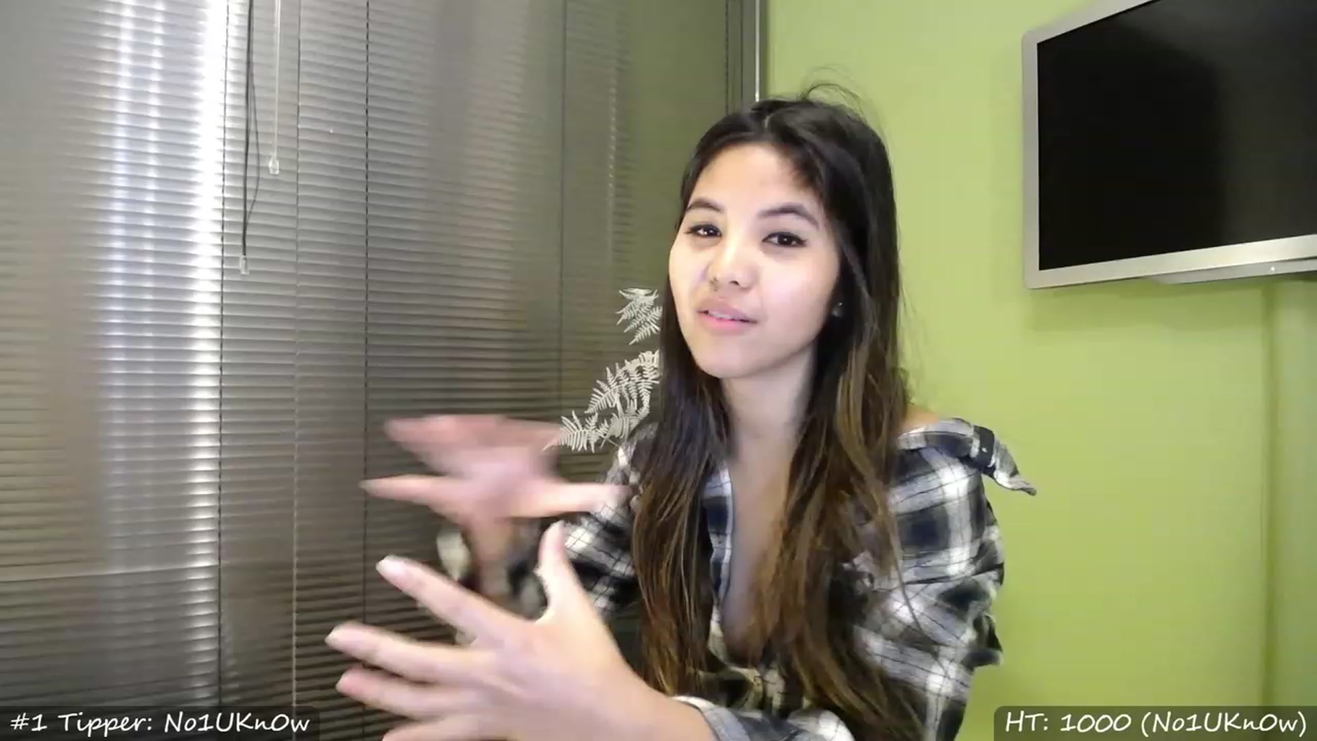 Gallery image thumbnail from MissMasie's myfreecams stream on, 04/22/2023, 24:03 image 4 of 20