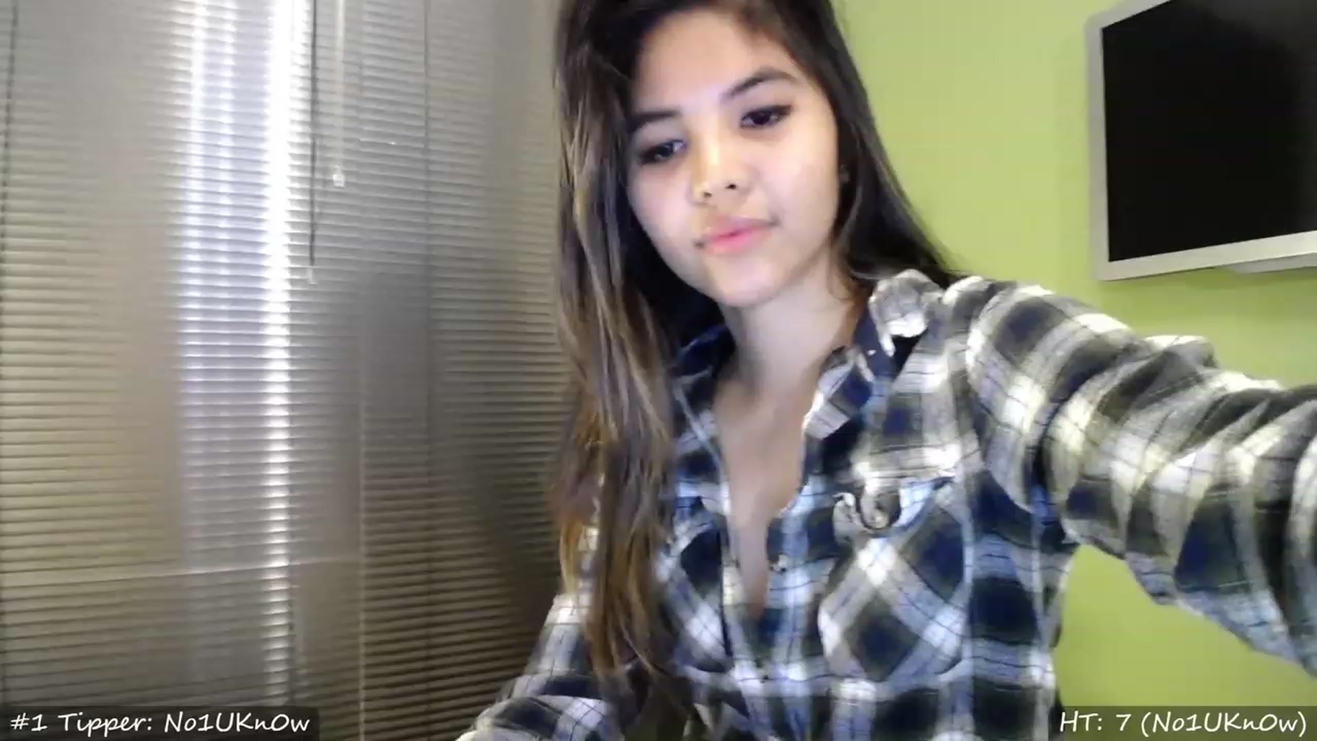 Gallery image thumbnail from MissMasie's myfreecams stream on, 04/22/2023, 24:03 image 1 of 20