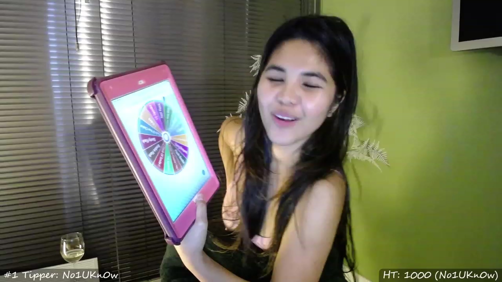 Gallery image thumbnail from MissMasie's myfreecams stream on, 04/22/2023, 22:50 image 2 of 20
