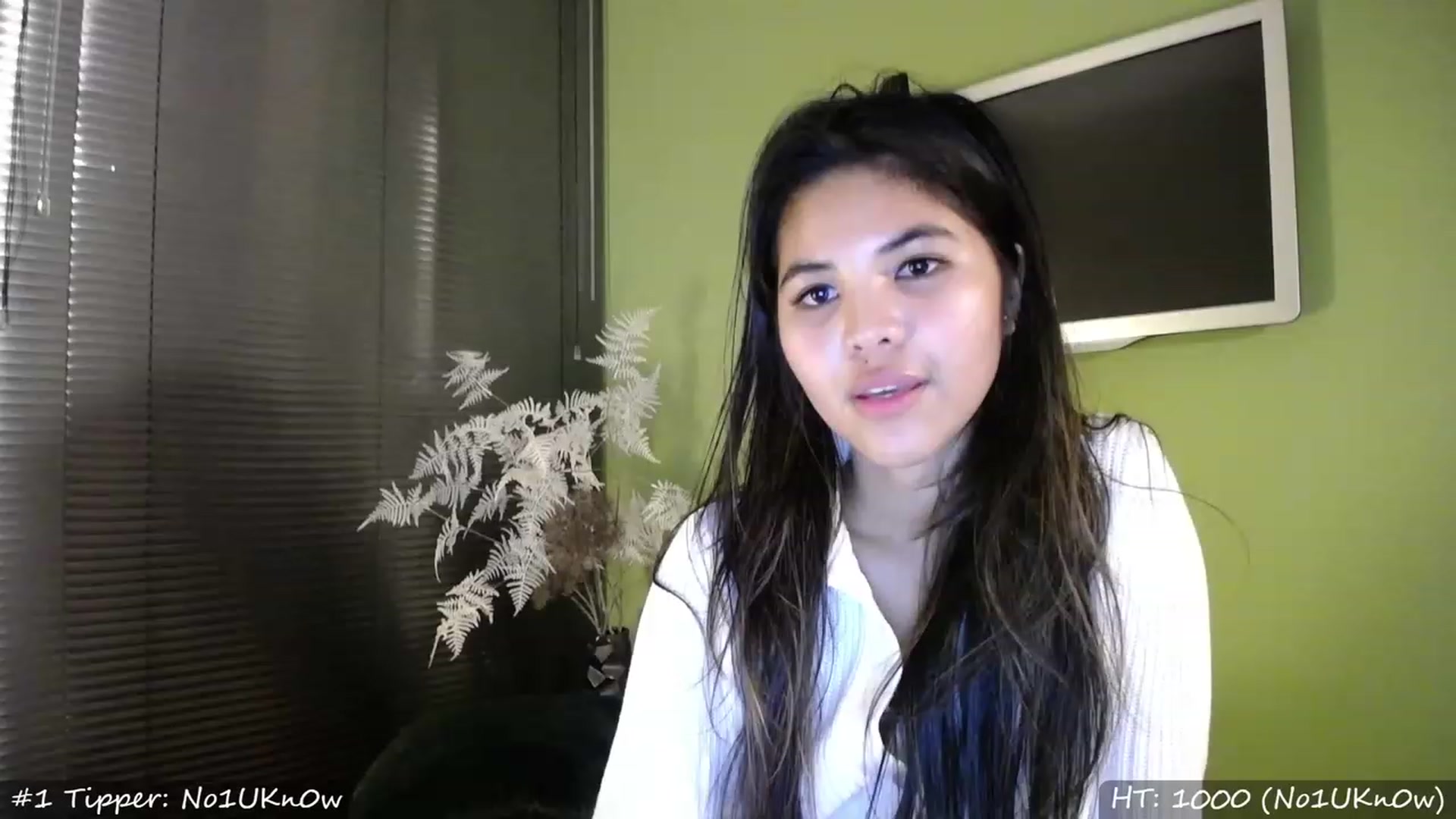 Gallery image thumbnail from MissMasie's myfreecams stream on, 04/23/2023, 21:44 image 8 of 20
