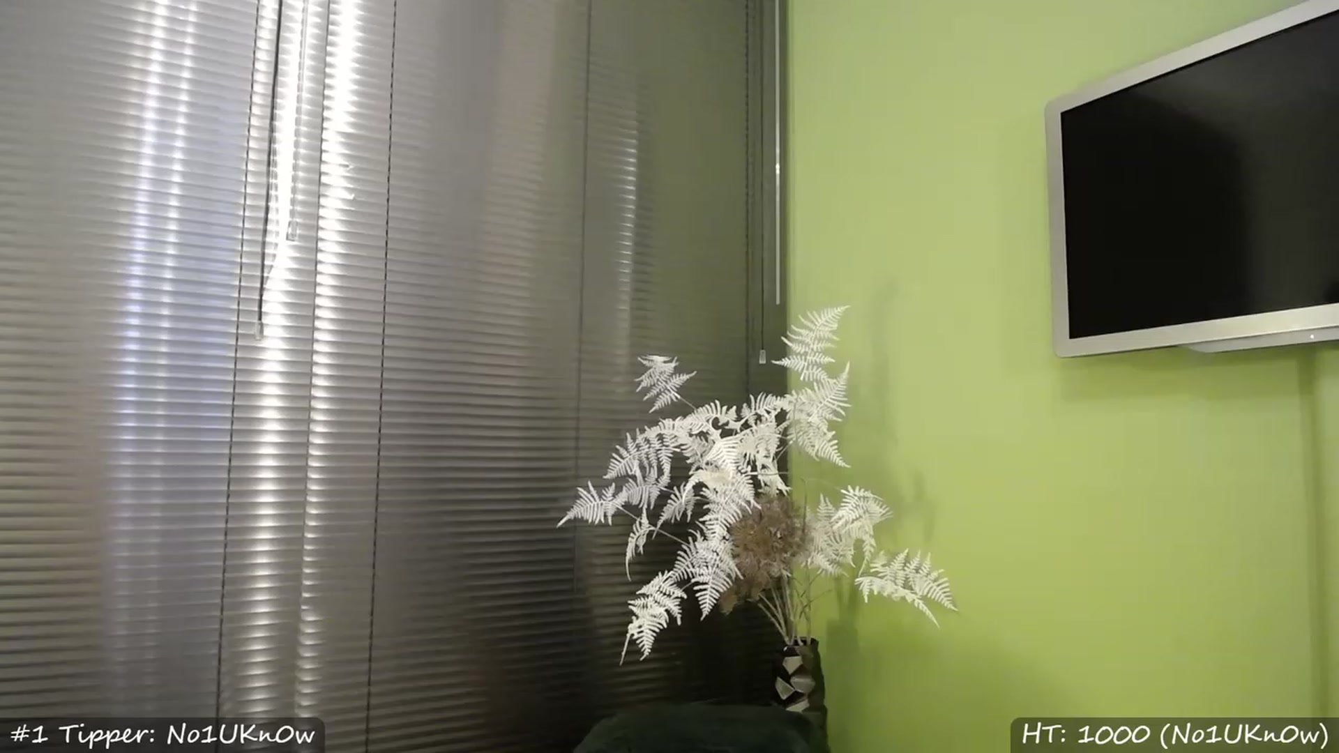 Gallery image thumbnail from MissMasie's myfreecams stream on, 04/23/2023, 22:05 image 6 of 20