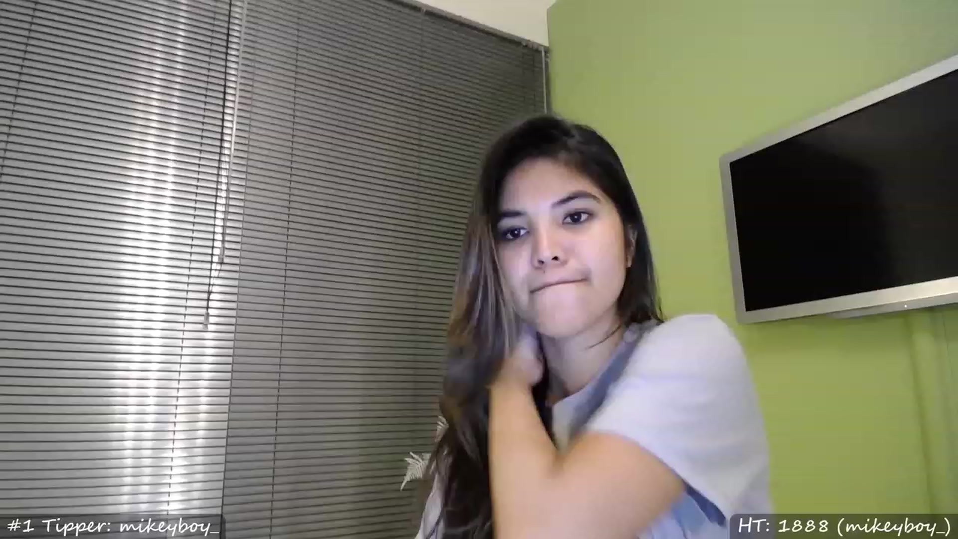 Gallery image thumbnail from MissMasie's myfreecams stream on, 04/30/2023, 24:34 image 10 of 20