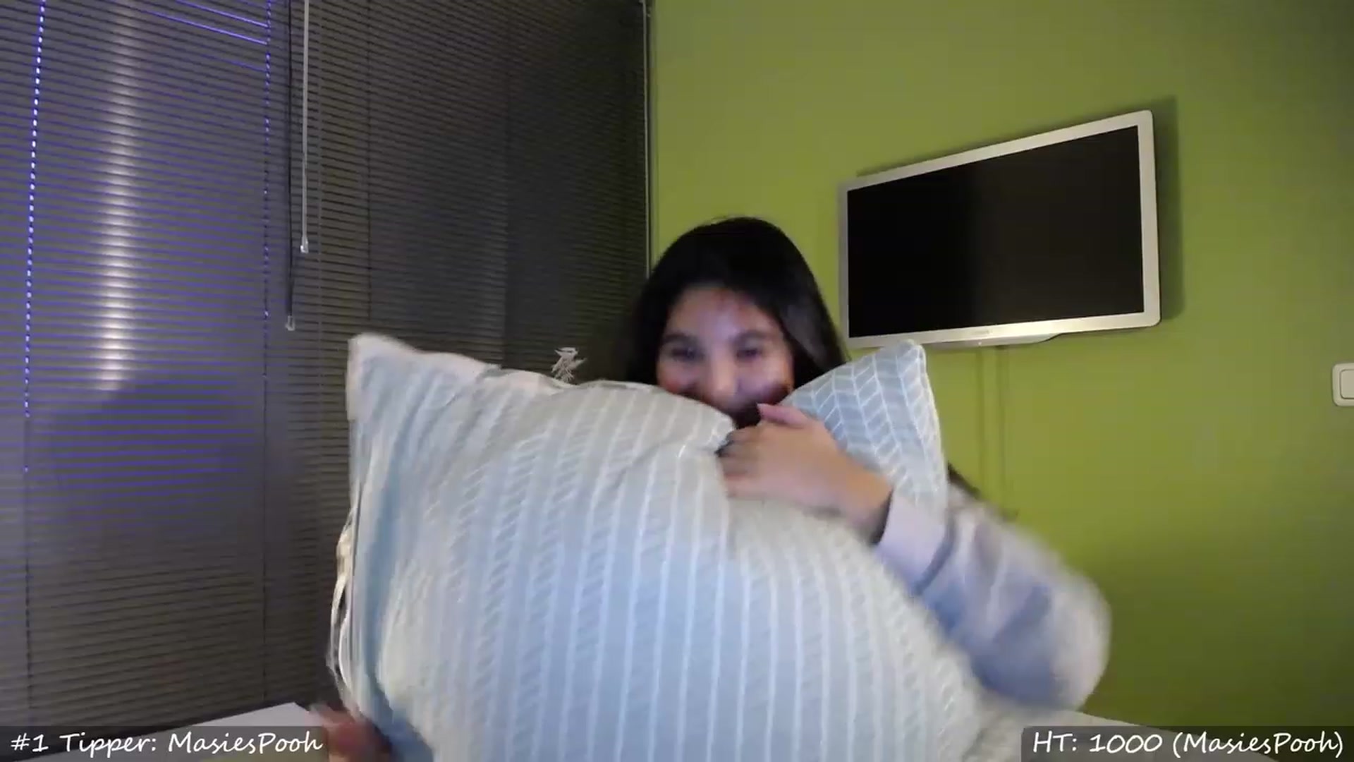 Gallery image thumbnail from MissMasie's myfreecams stream on, 04/30/2023, 20:16 image 9 of 20