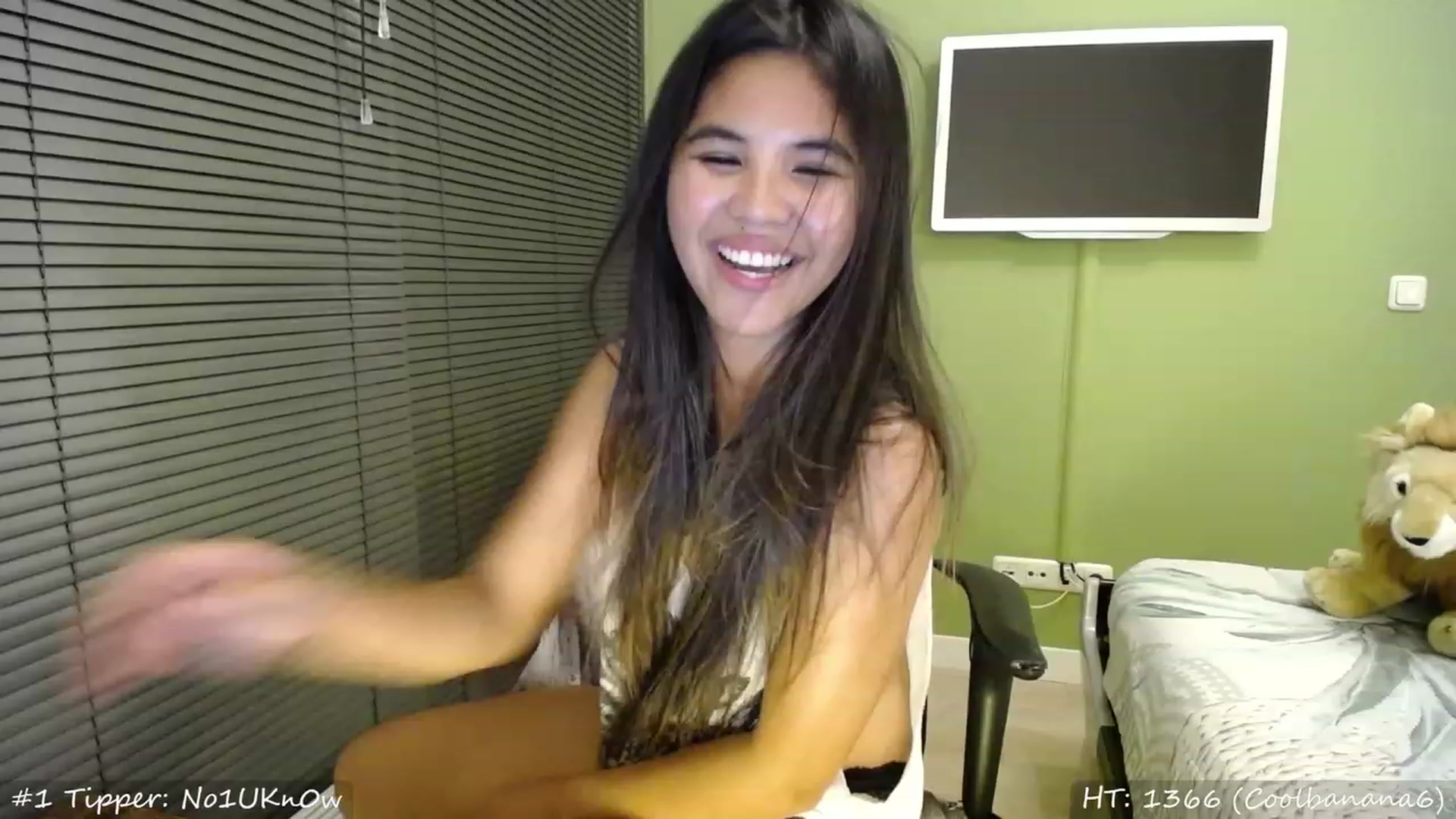 Gallery image thumbnail from MissMasie's myfreecams stream on, 07/28/2023, 22:40 image 16 of 20