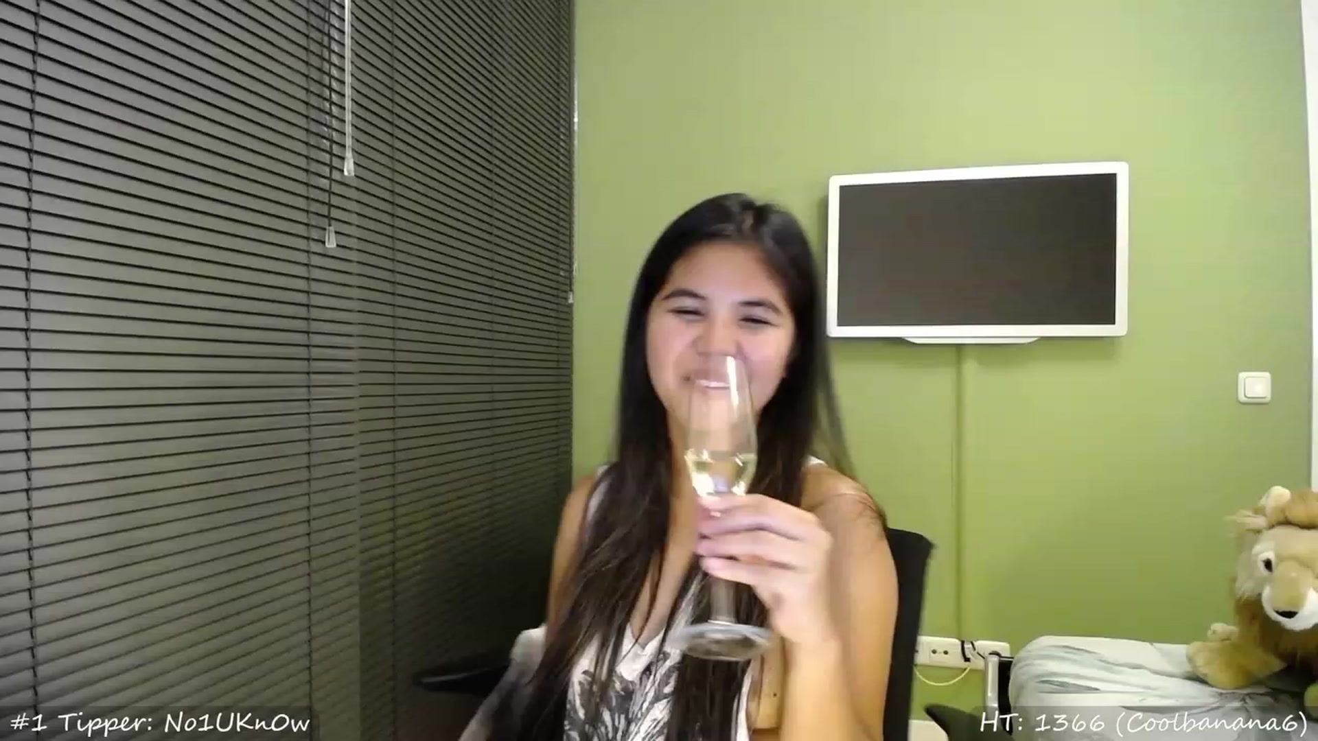 Gallery image thumbnail from MissMasie's myfreecams stream on, 07/28/2023, 23:03 image 16 of 20