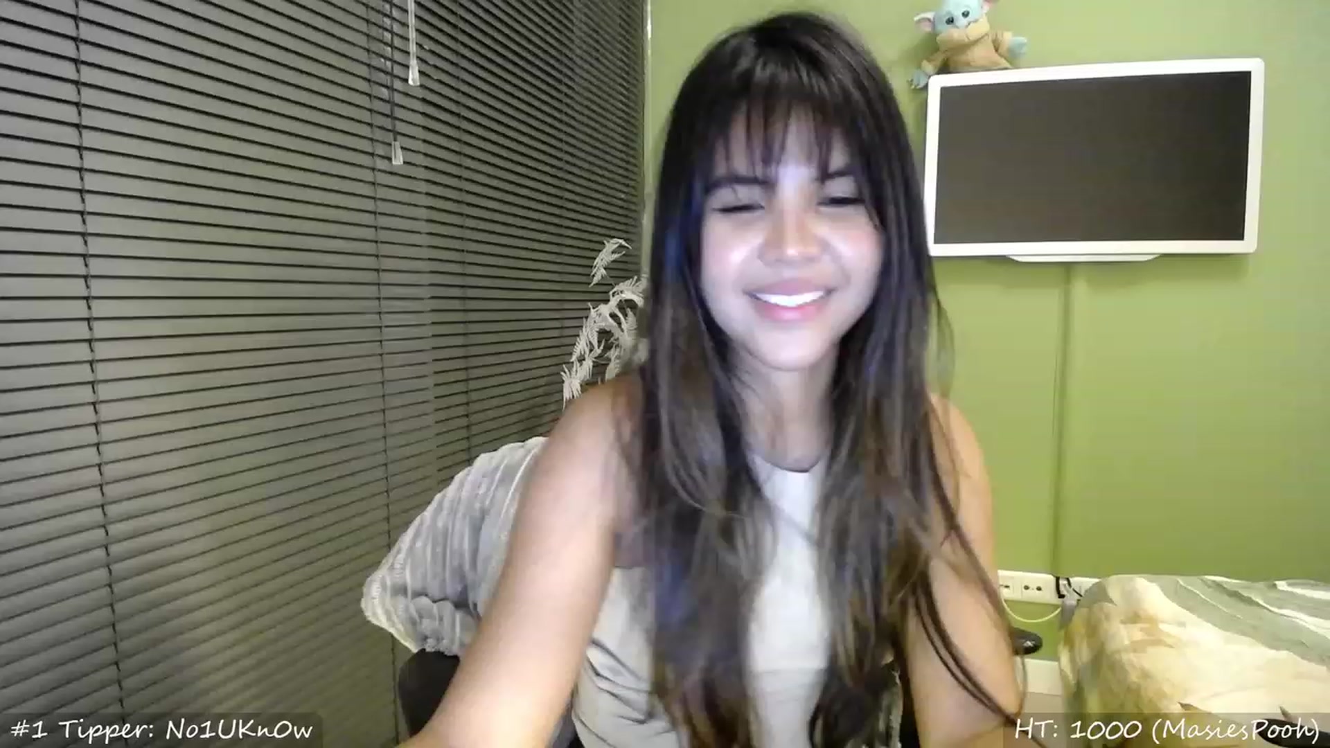 Gallery image thumbnail from MissMasie's myfreecams stream on, 08/12/2023, 22:51 image 2 of 20