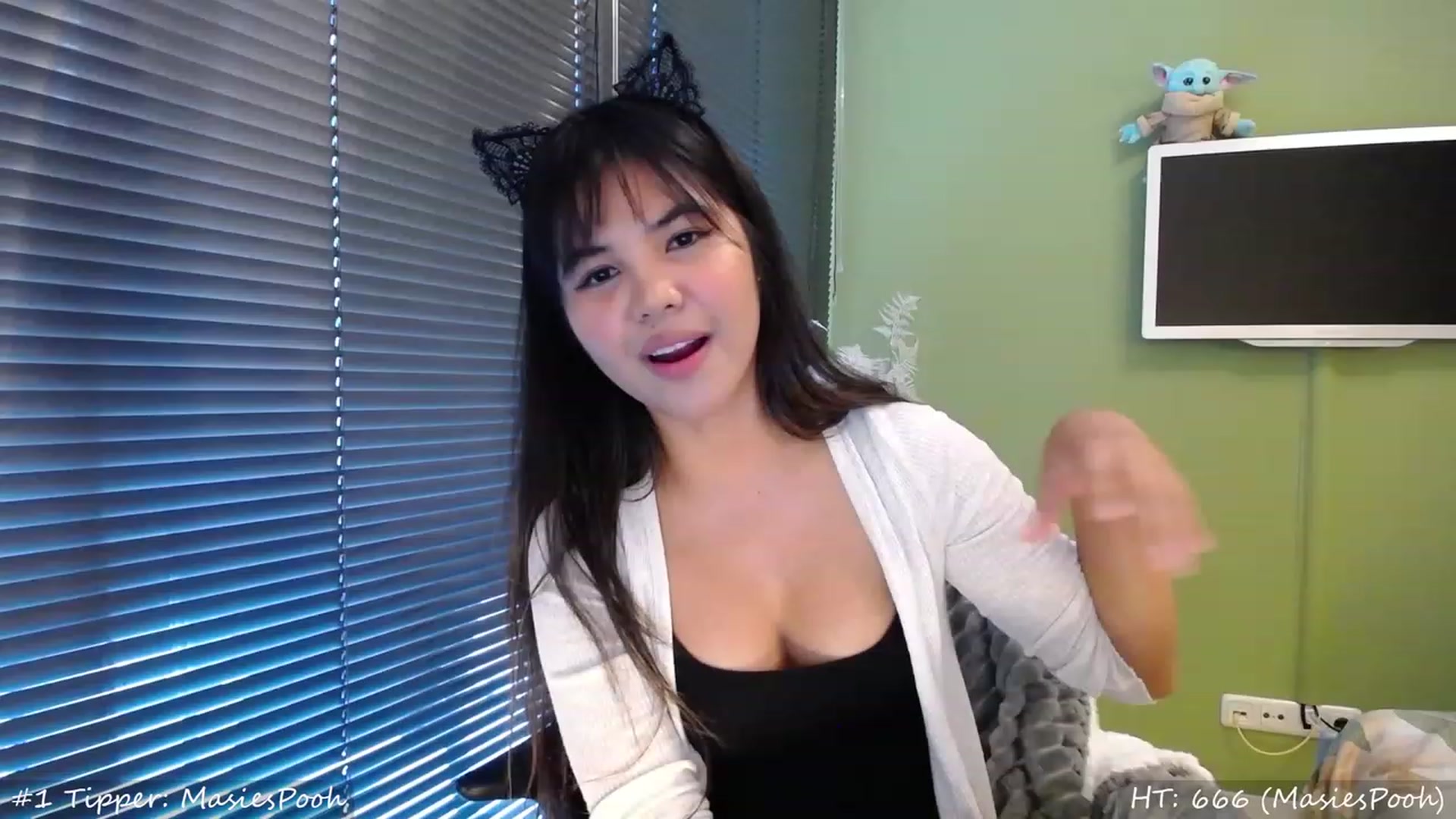 Gallery image thumbnail from MissMasie's myfreecams stream on, 08/13/2023, 18:00 image 5 of 20