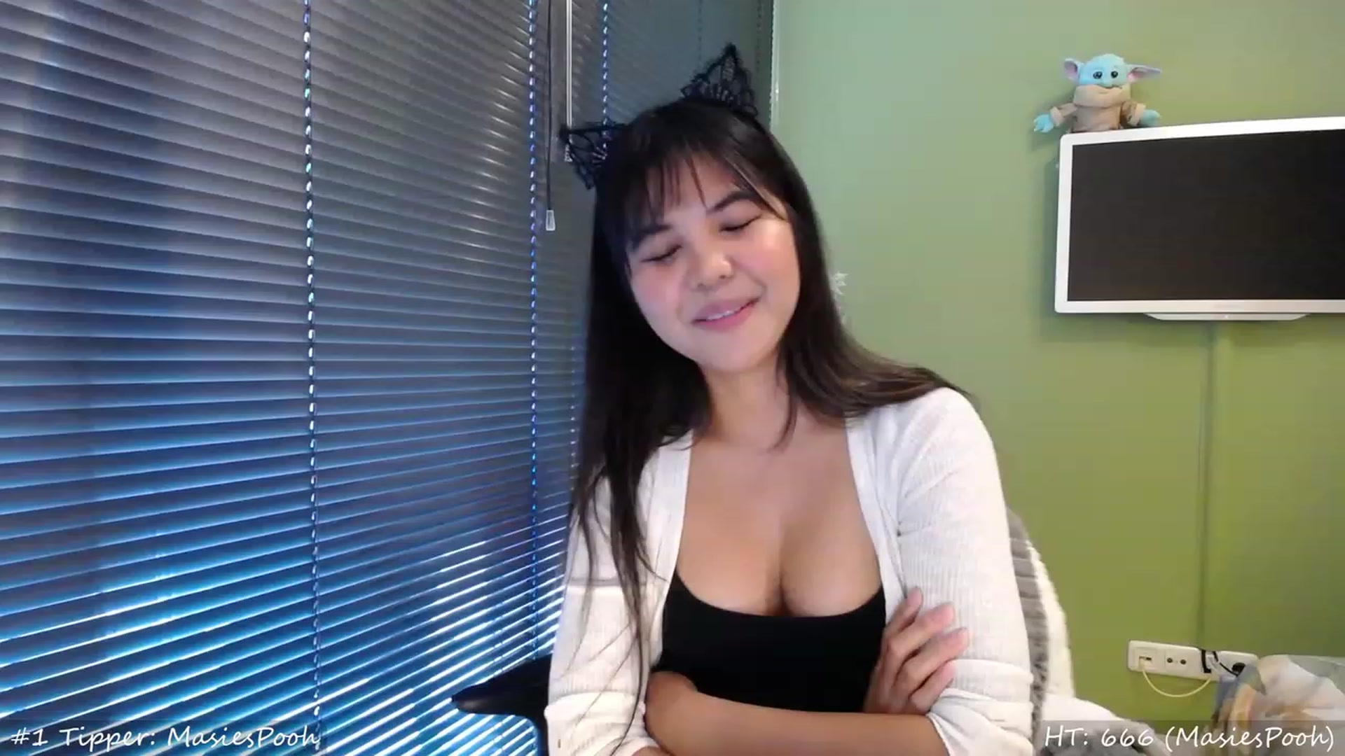 Gallery image thumbnail from MissMasie's myfreecams stream on, 08/13/2023, 18:00 image 7 of 20
