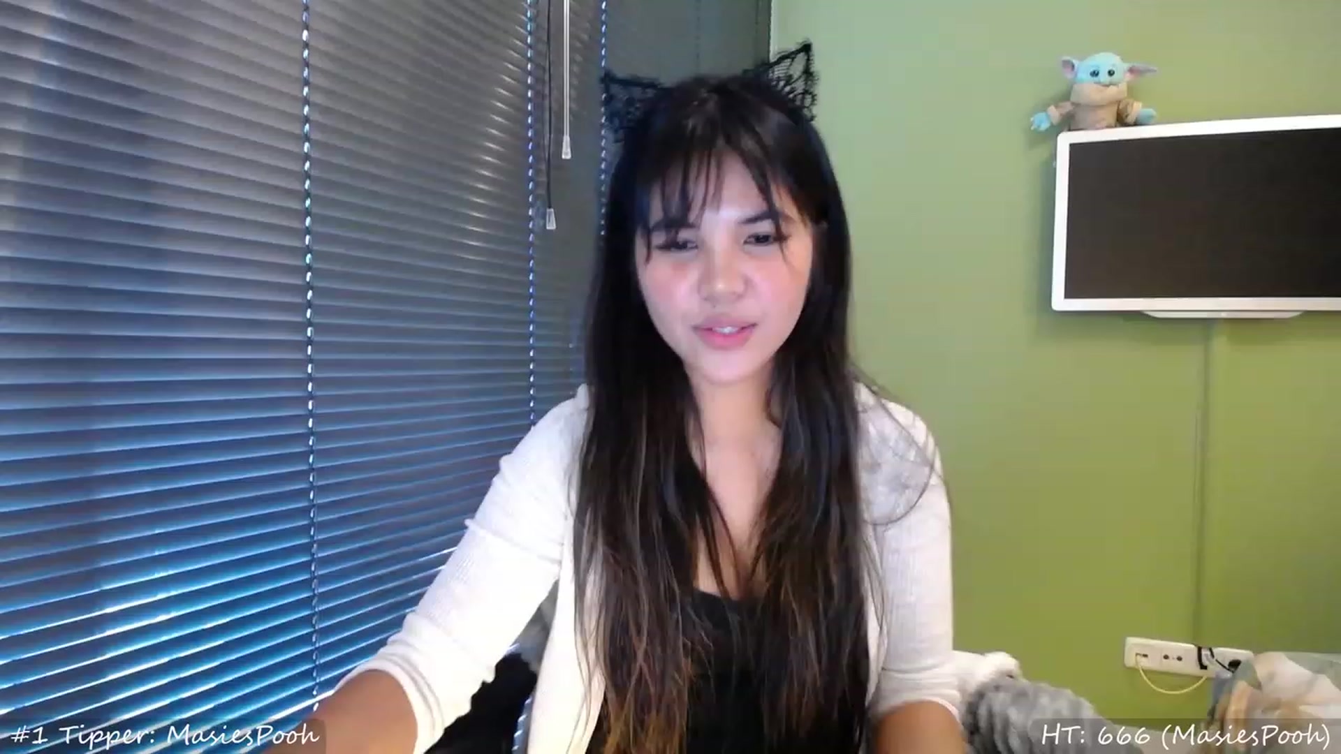 Gallery image thumbnail from MissMasie's myfreecams stream on, 08/13/2023, 18:00 image 20 of 20