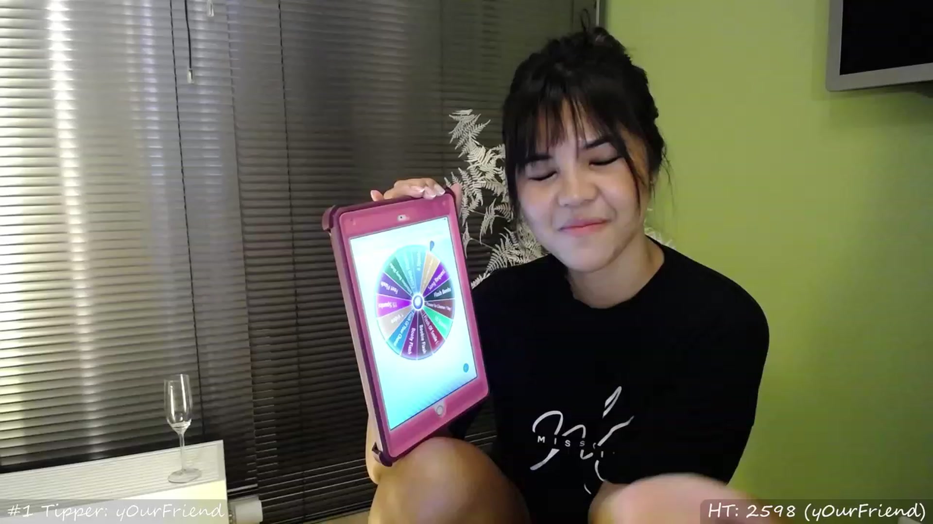 Gallery image thumbnail from MissMasie's myfreecams stream on, 08/19/2023, 23:44 image 5 of 20