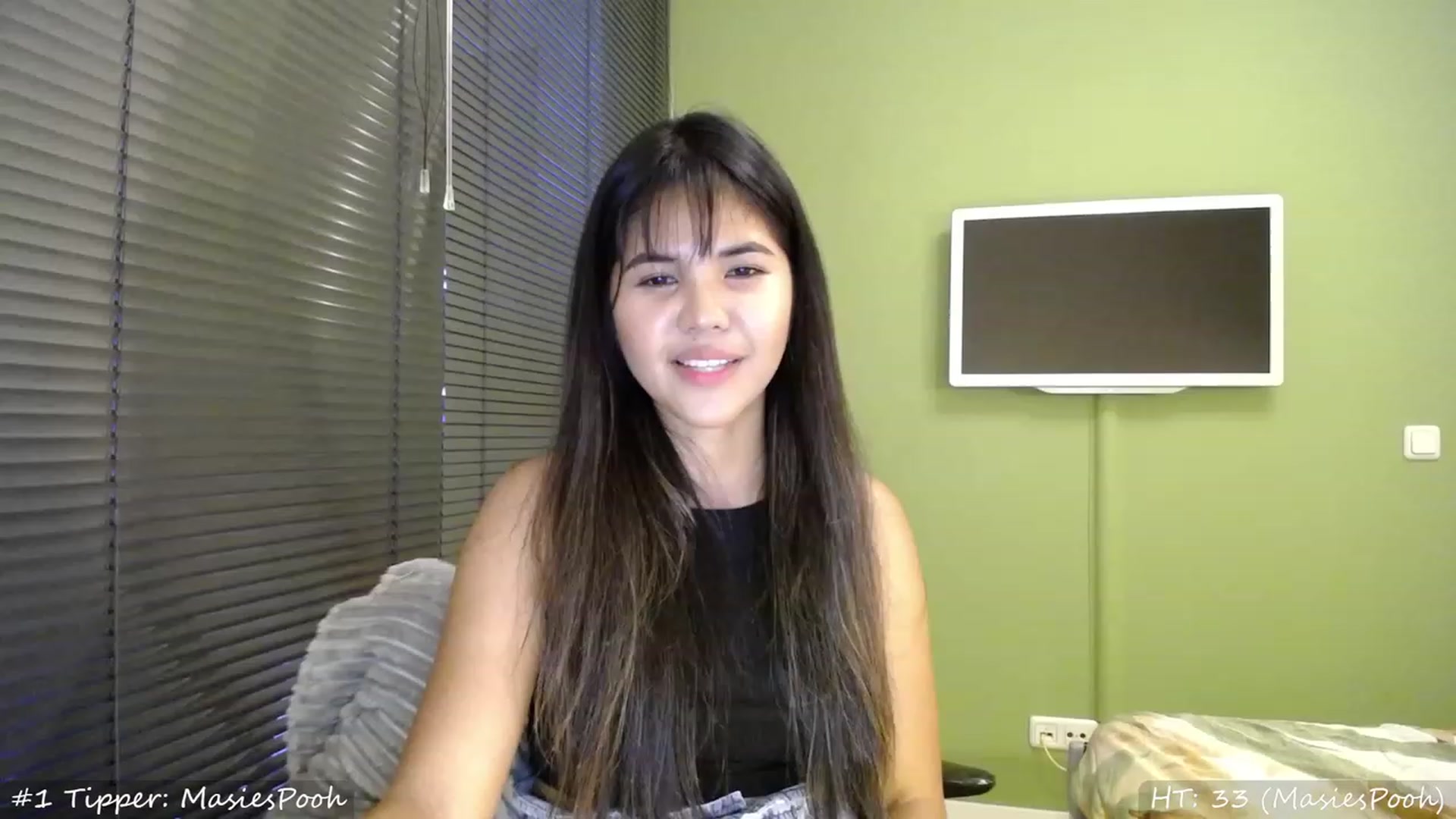 Gallery image thumbnail from MissMasie's myfreecams stream on, 08/25/2023, 21:43 image 3 of 20