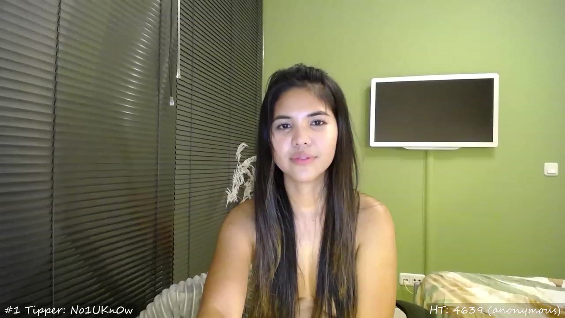 Gallery image thumbnail from MissMasie's myfreecams stream on, 08/25/2023, 22:42 image 4 of 20