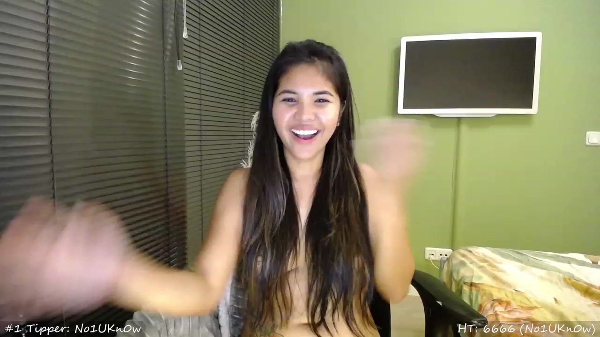 Gallery image thumbnail from MissMasie's myfreecams stream on, 08/25/2023, 22:42 image 20 of 20