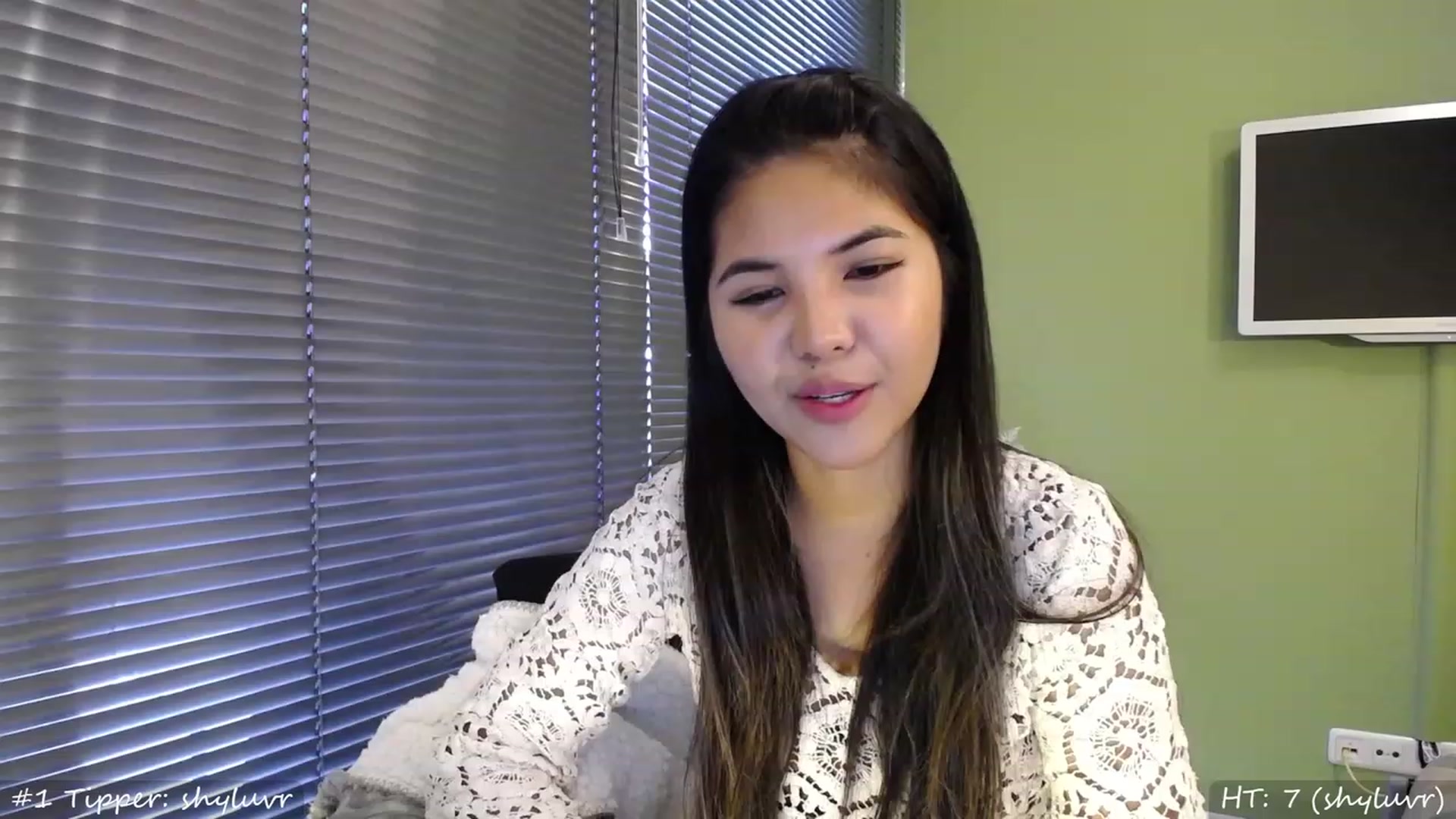 Gallery image thumbnail from MissMasie's myfreecams stream on, 08/27/2023, 19:01 image 4 of 20